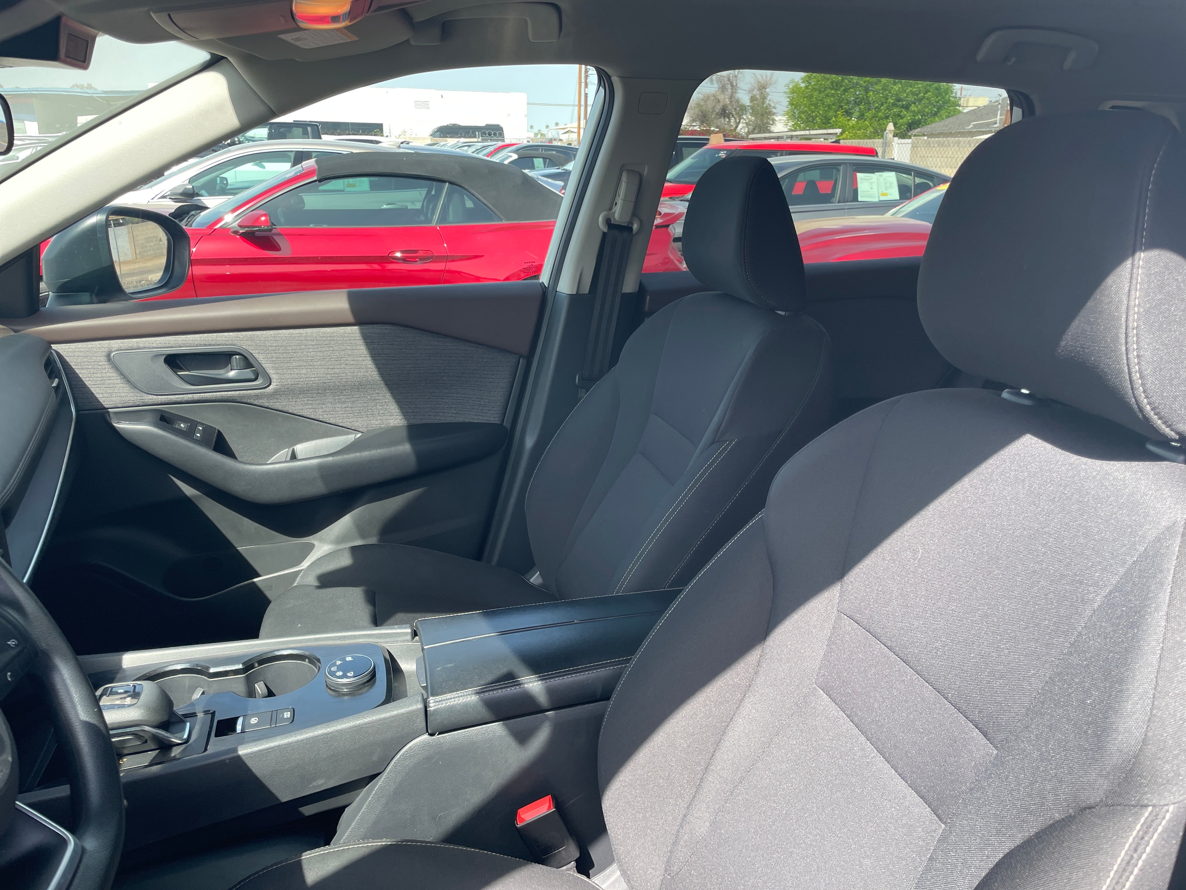 2023 Nissan Rogue S 2