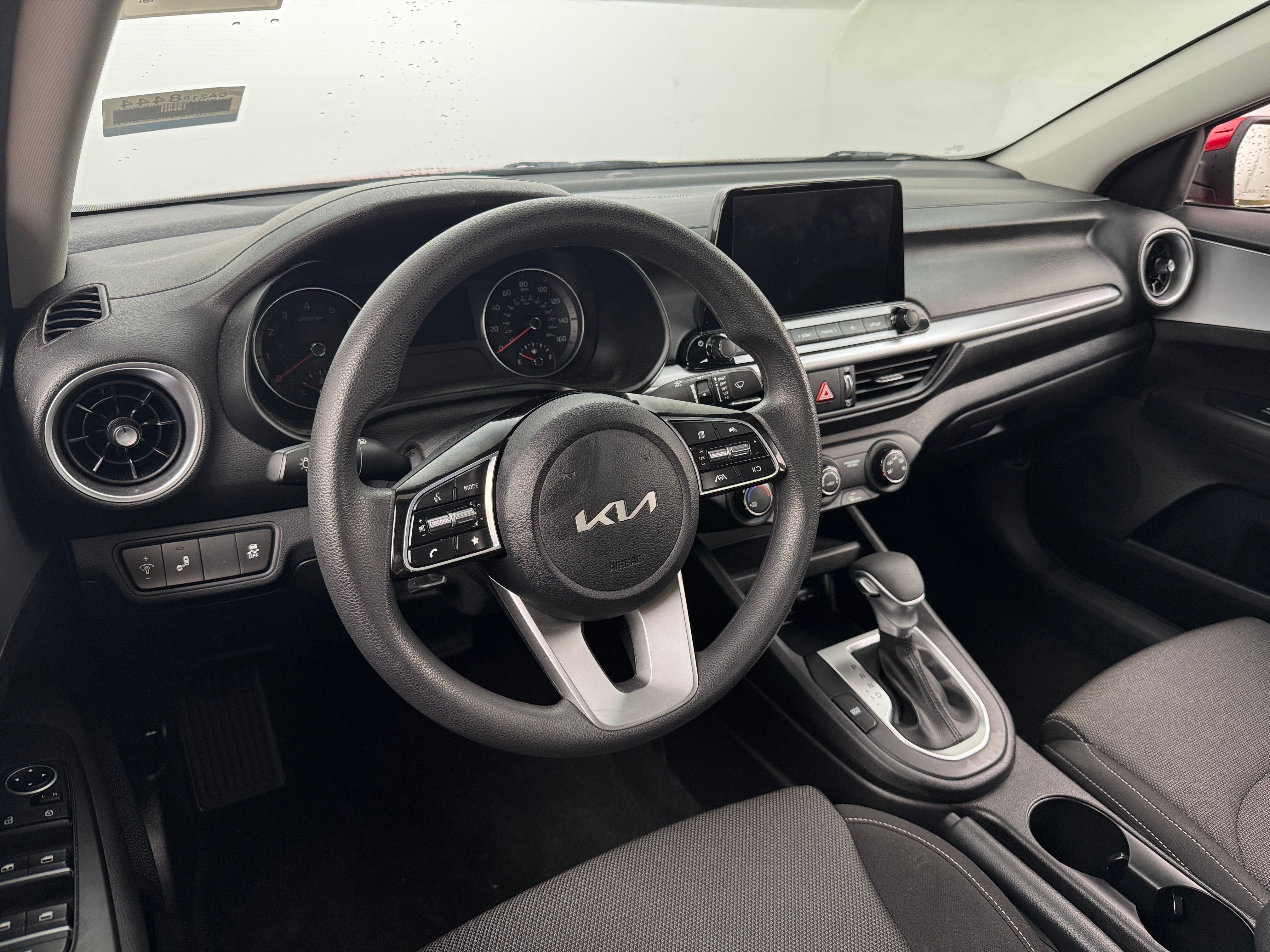 2023 Kia Forte LXS 3