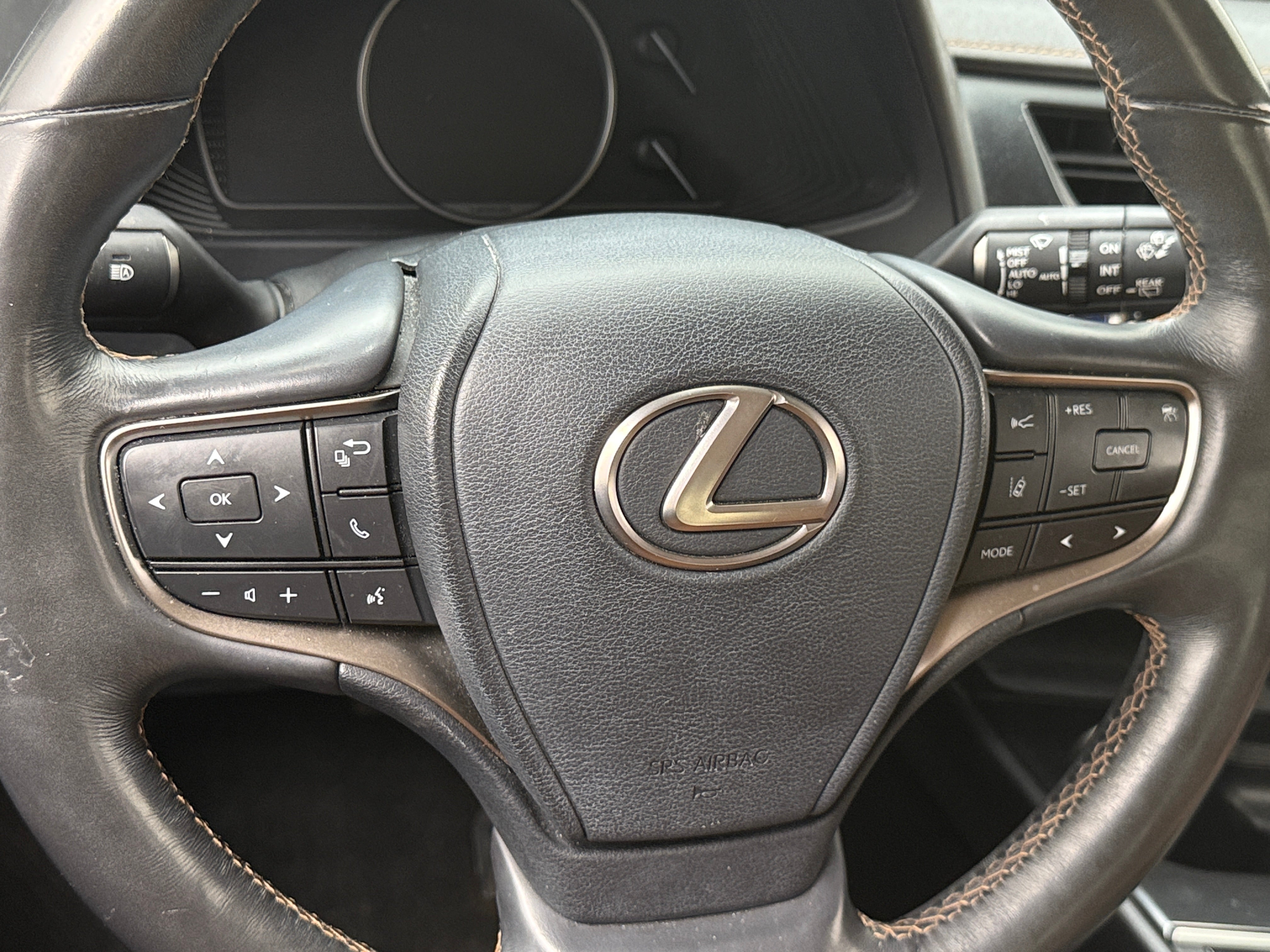 2019 Lexus UX 250h 5