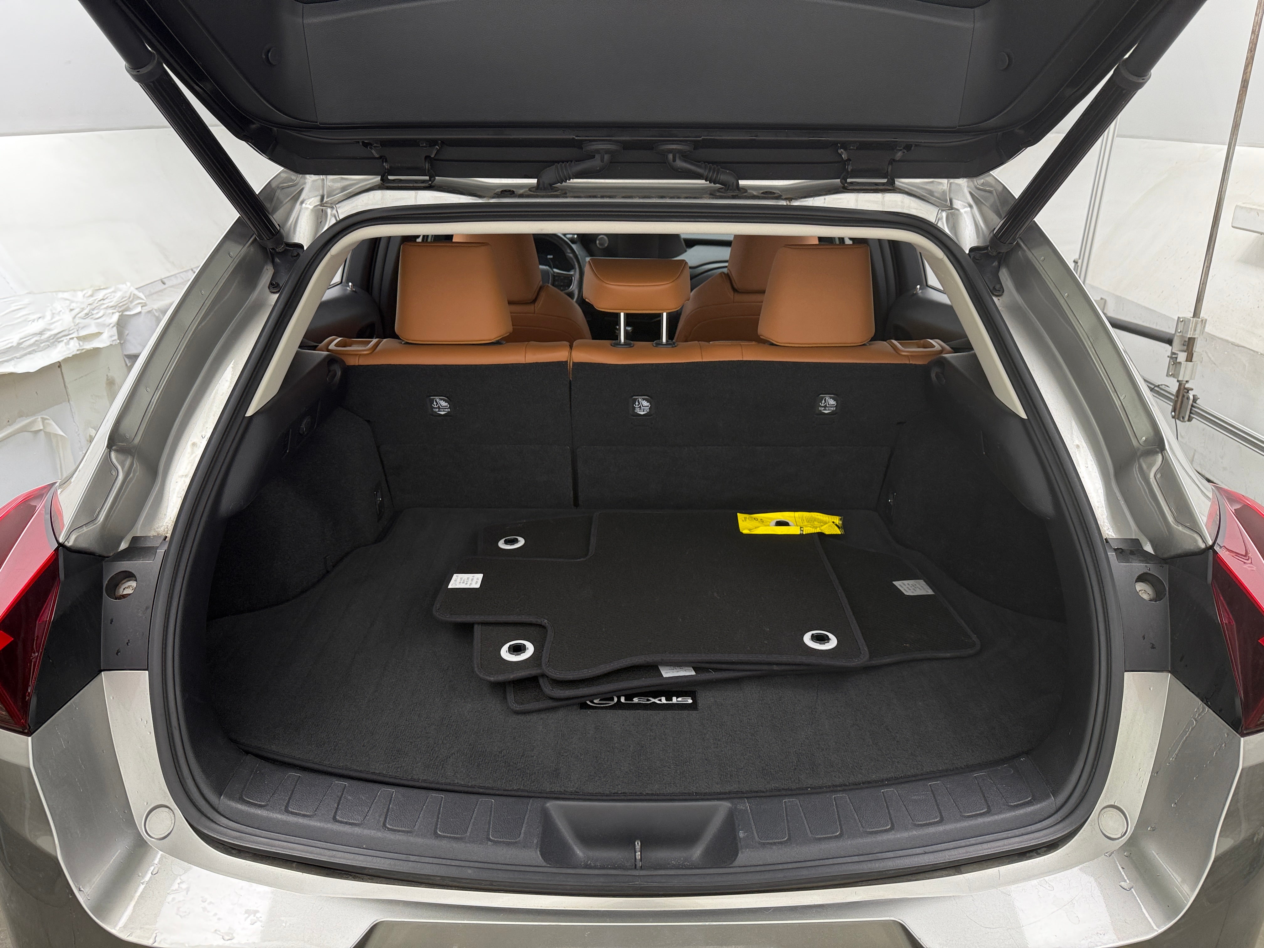 2019 Lexus UX 250h 7