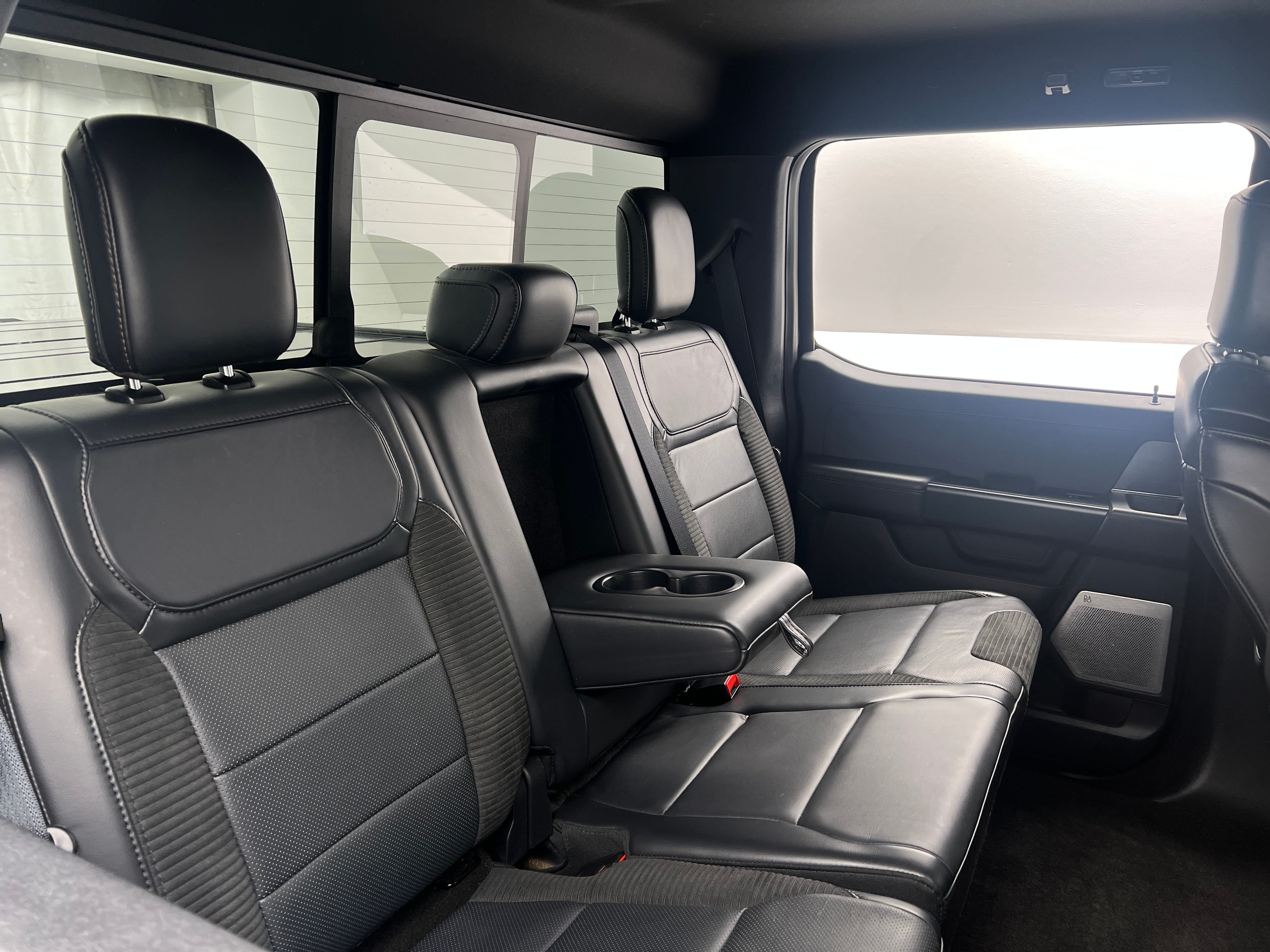 2023 Ford Econoline E-150 5