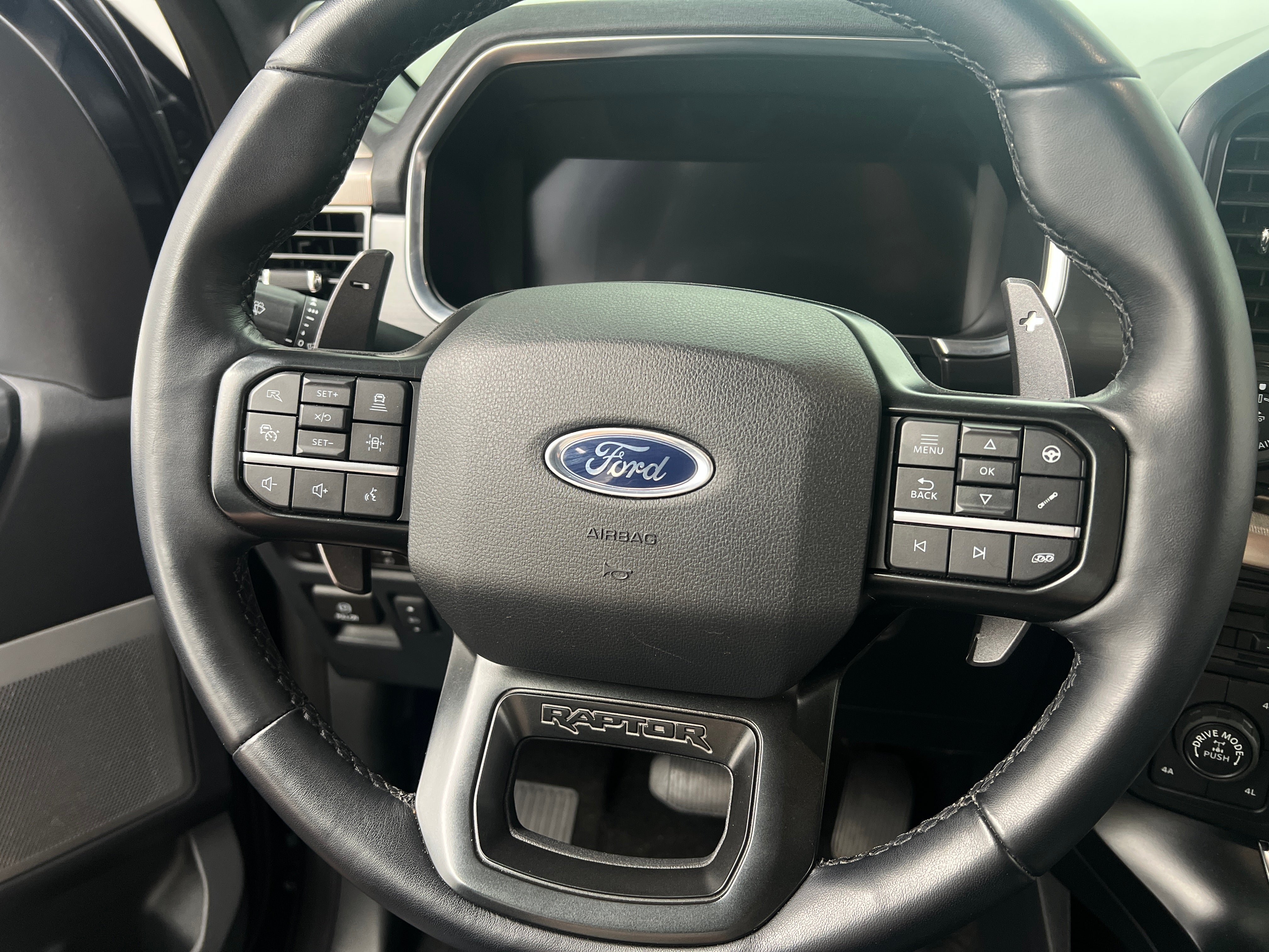 2023 Ford Econoline E-150 4