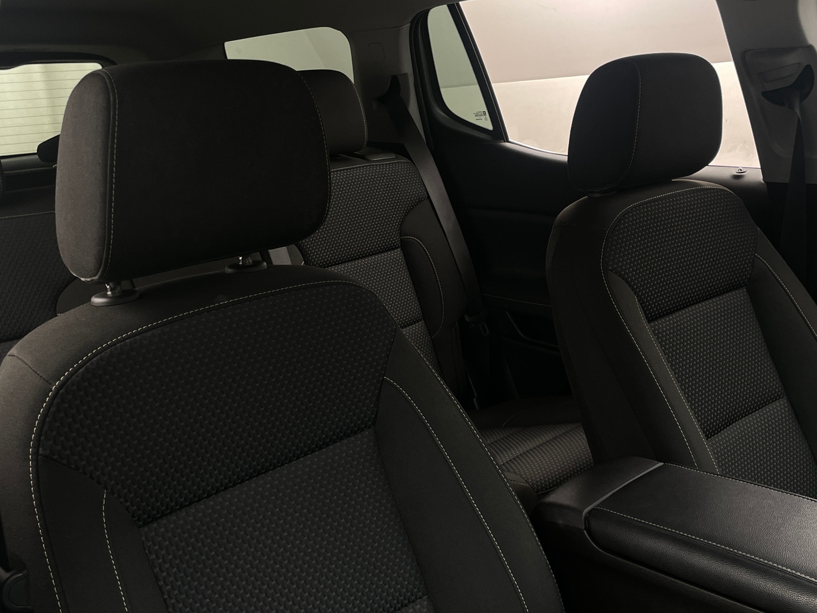 Thumbnail: 2023 GMC Acadia - 2