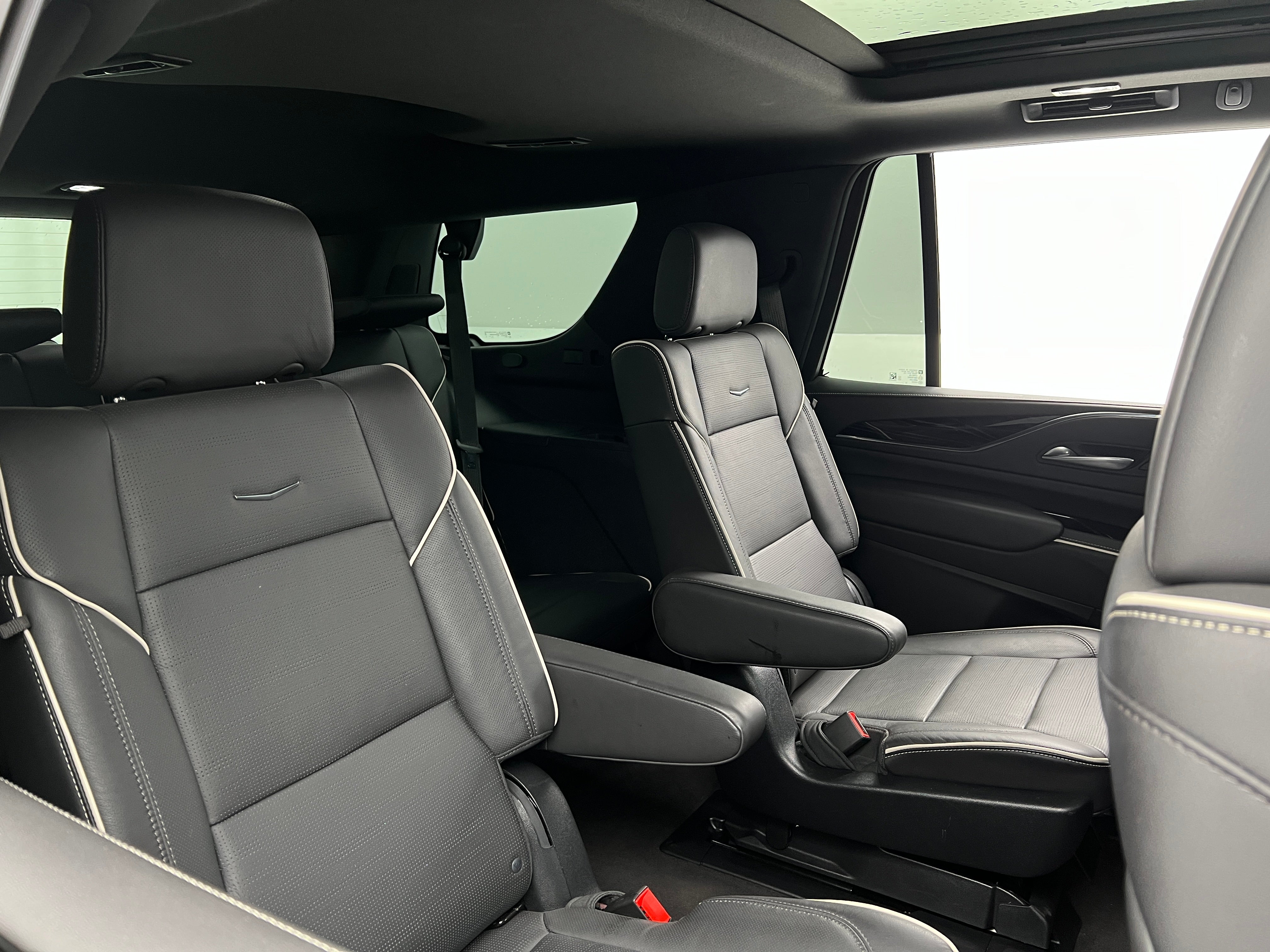 Thumbnail: 2023 Cadillac Escalade - 5