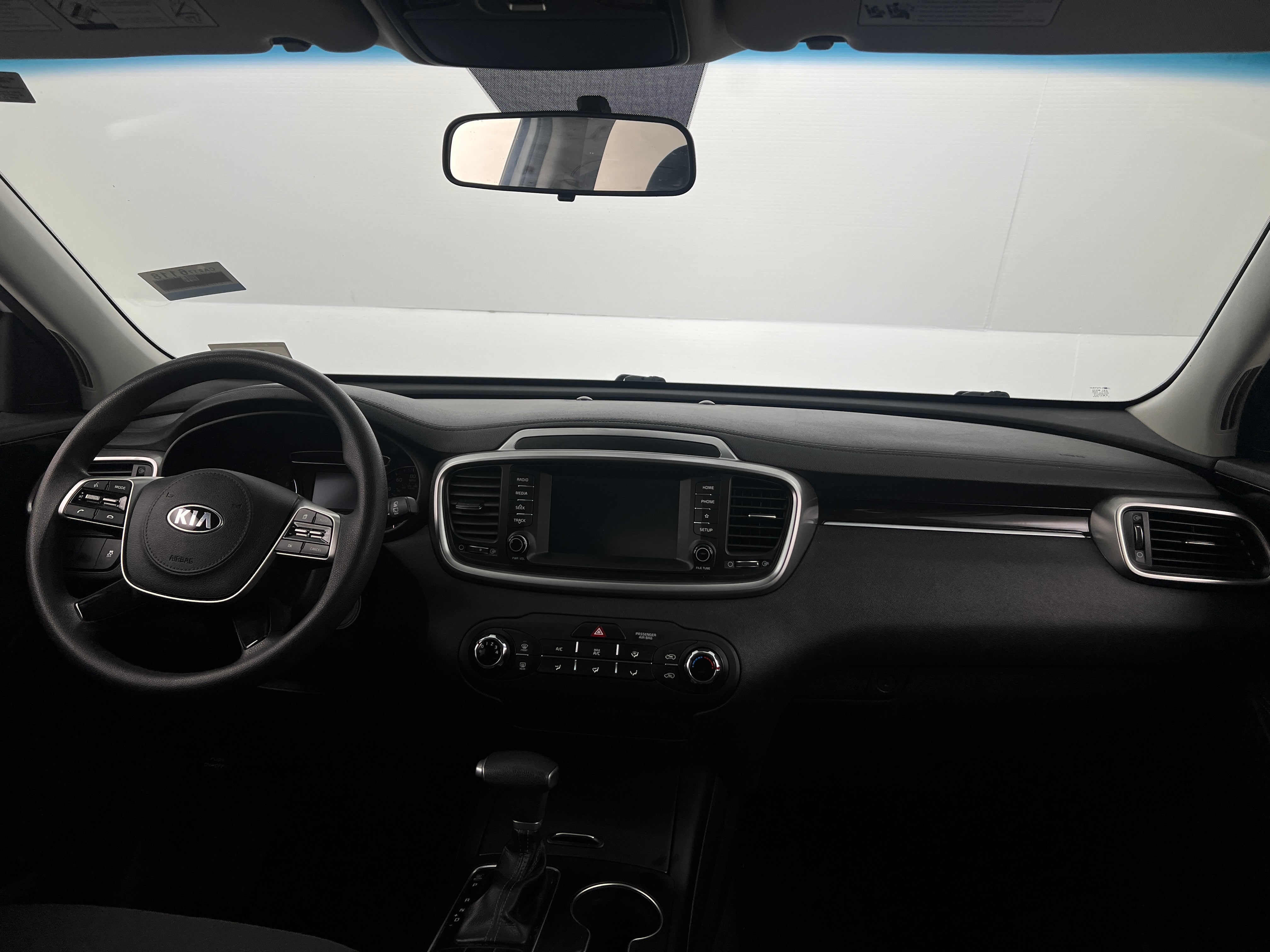 2020 Kia Sorento LX 3