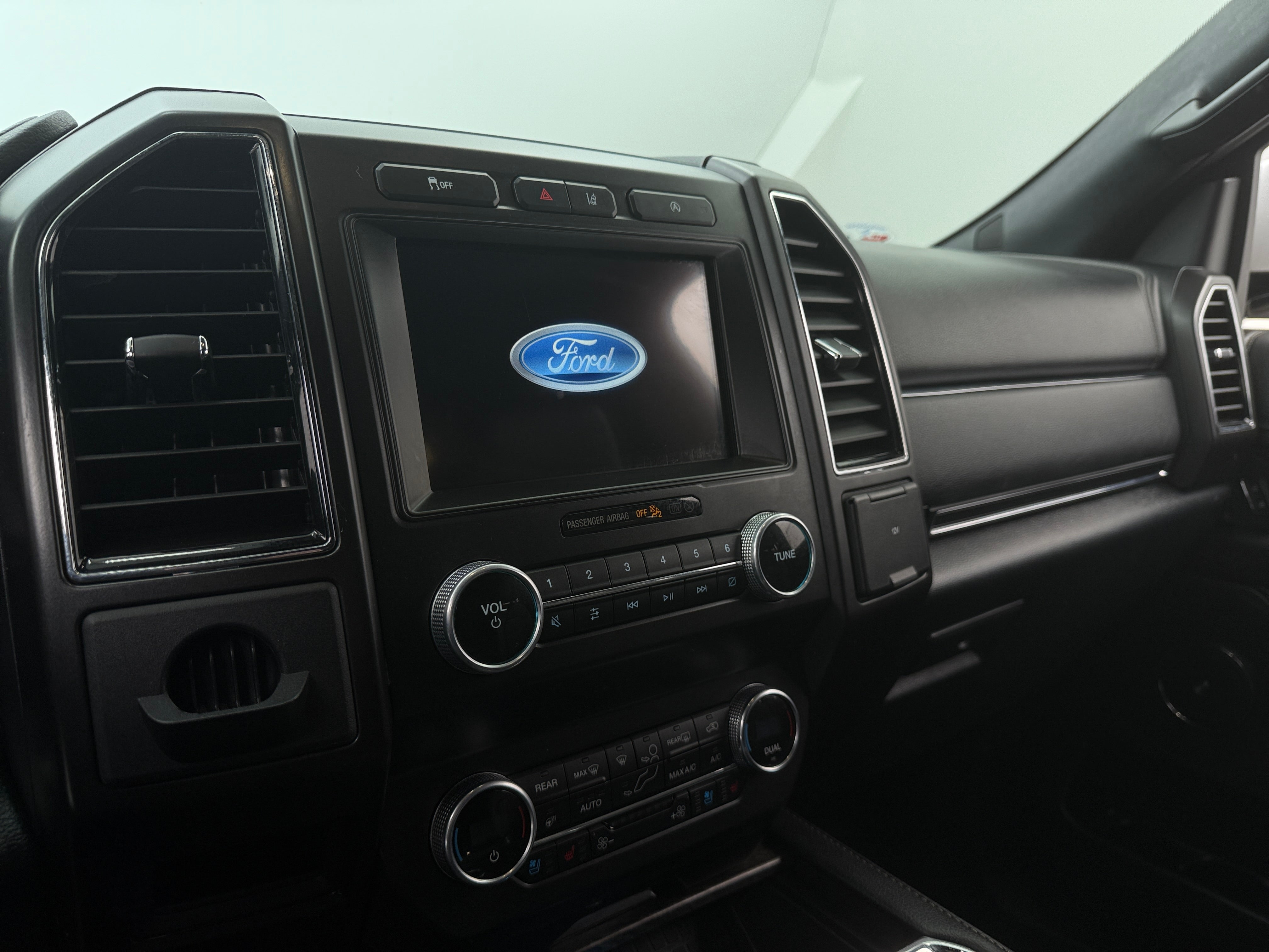 2021 Ford Expedition MAX Limited 3