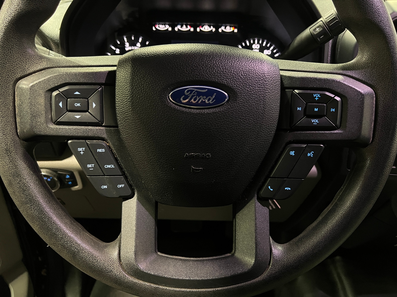 Thumbnail: 2016 Ford Econoline - 5