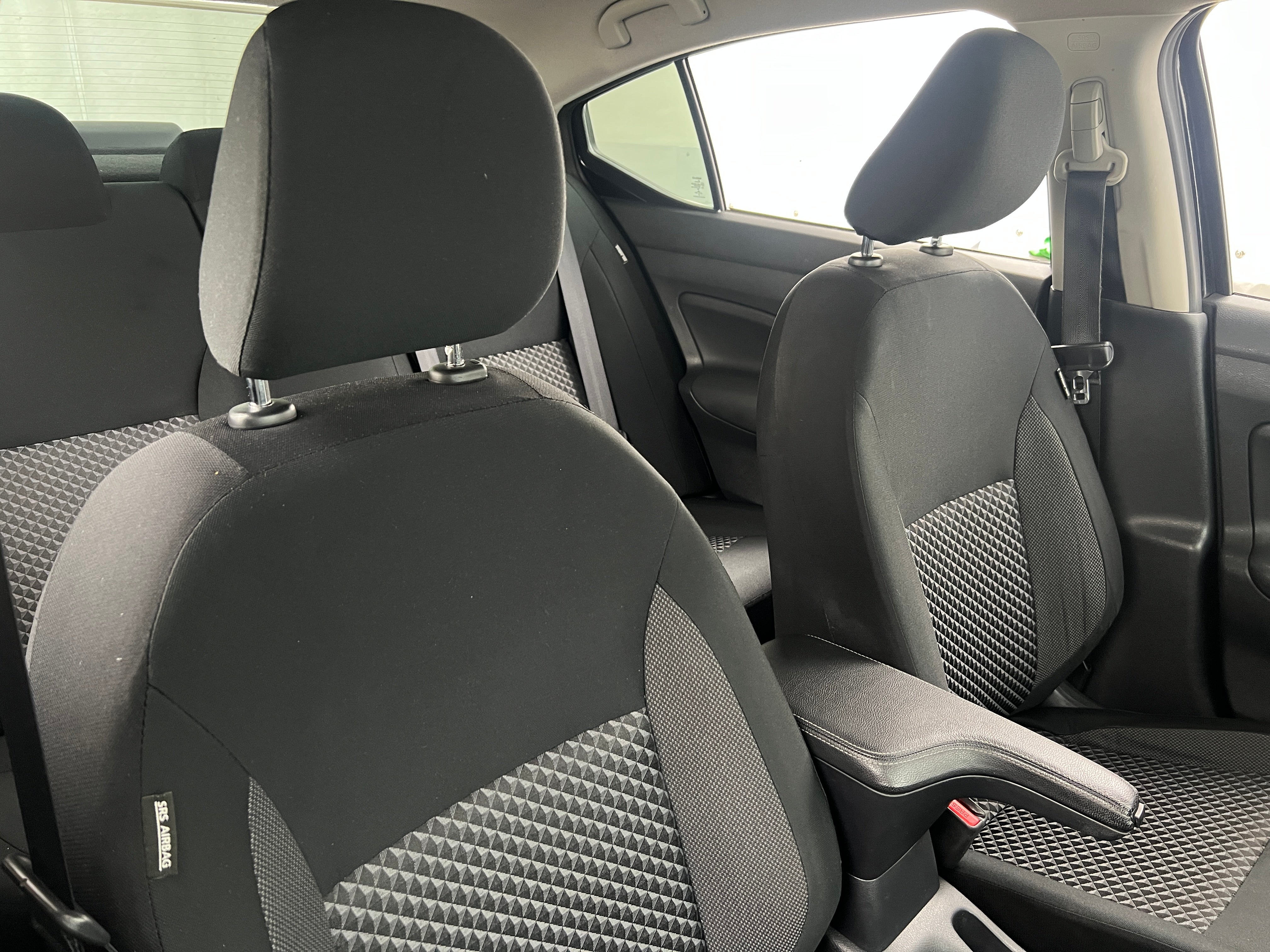 2020 Nissan Versa S 2