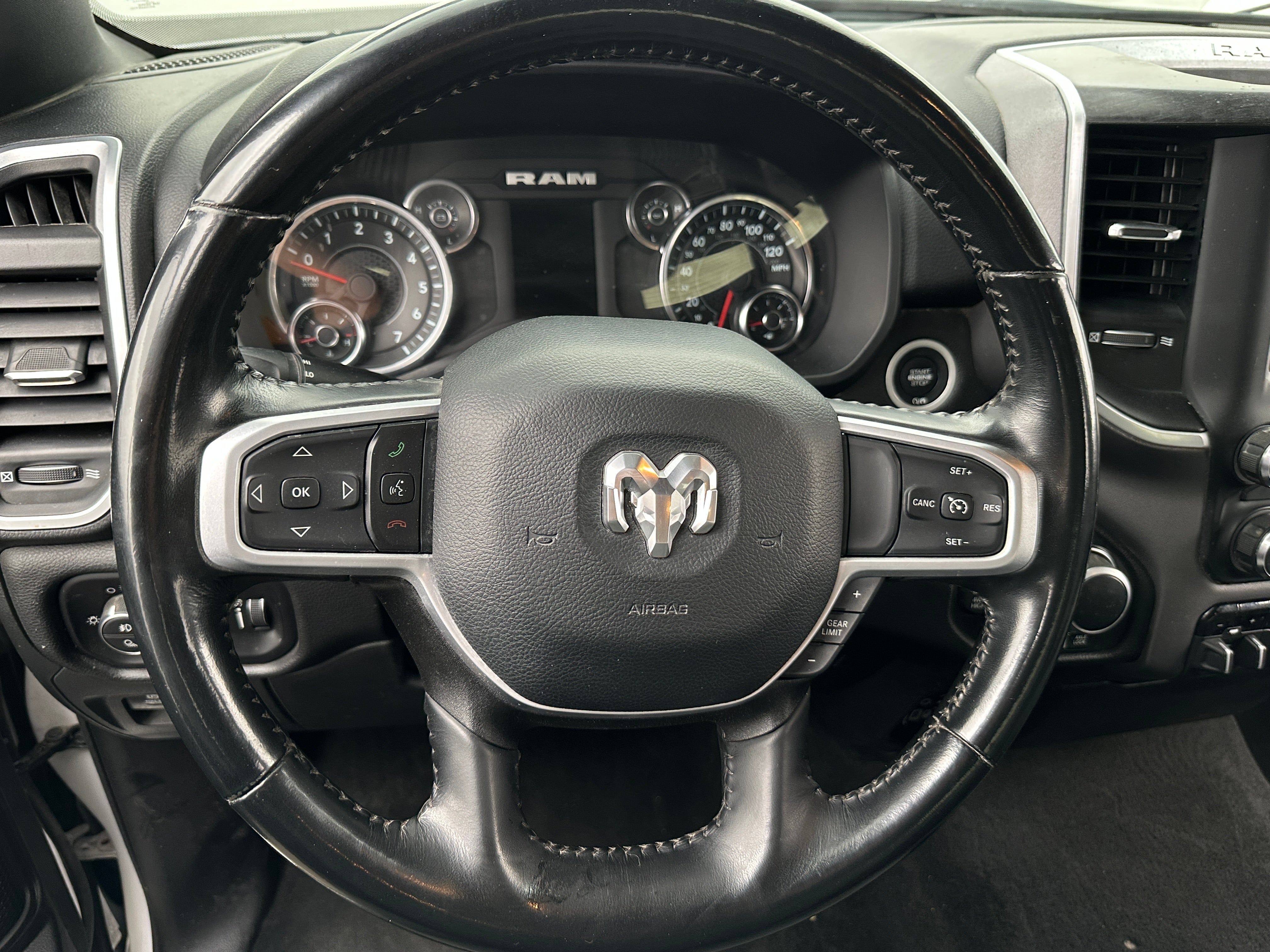 2023 RAM 1500 Big Horn 5