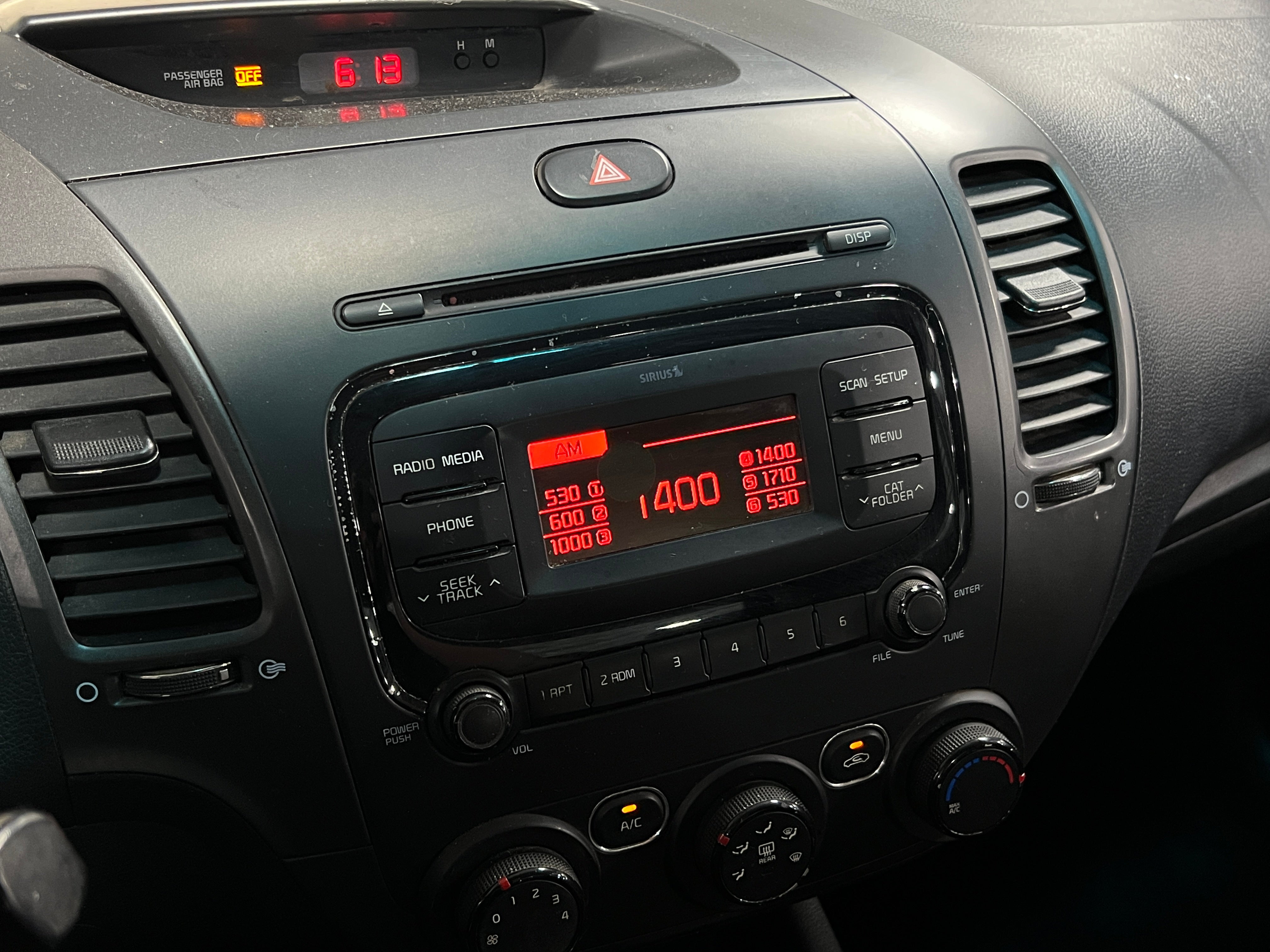 2017 Kia Forte LX 4