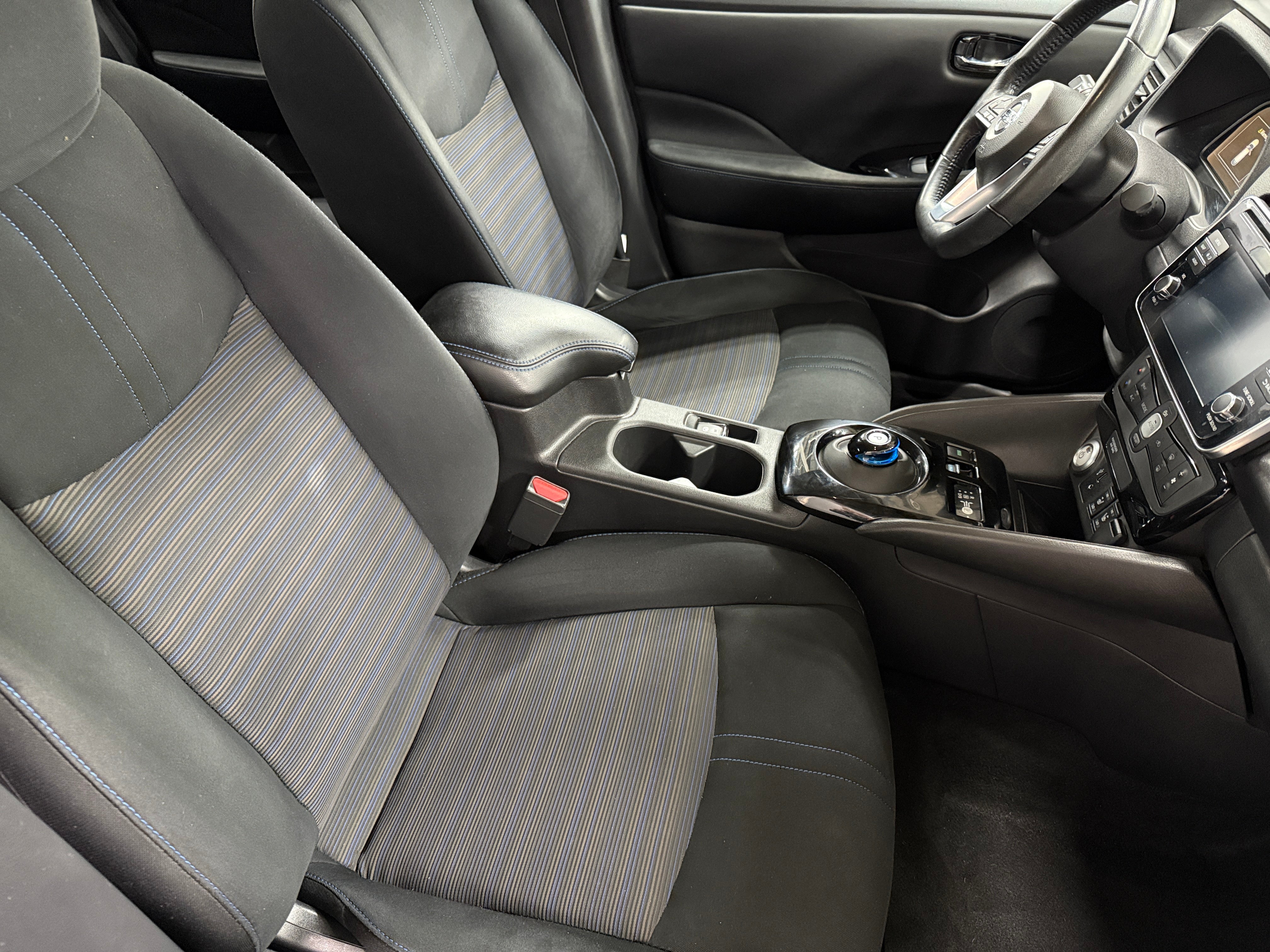 2018 Nissan Leaf SV 2