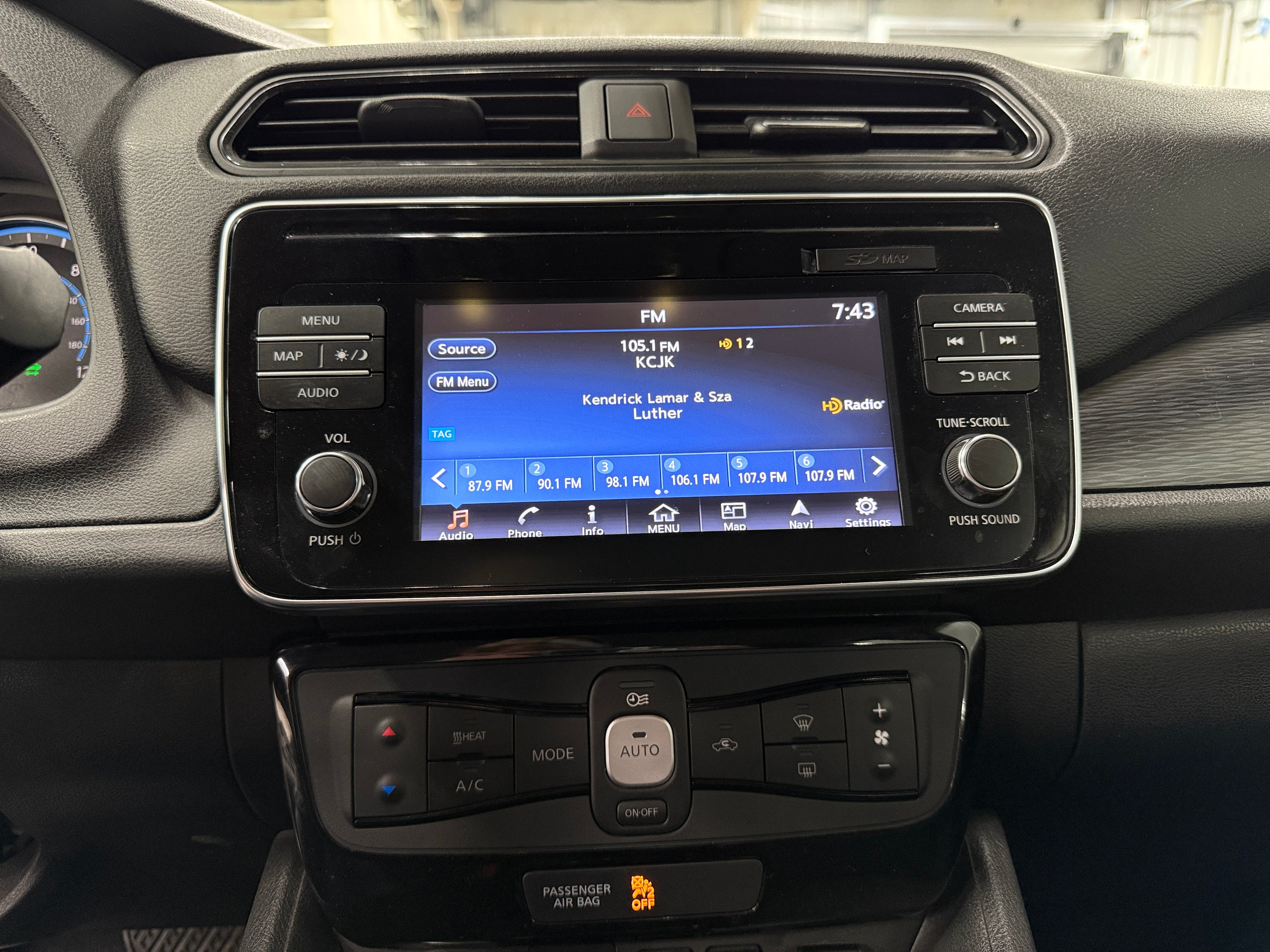 2018 Nissan Leaf SV 4