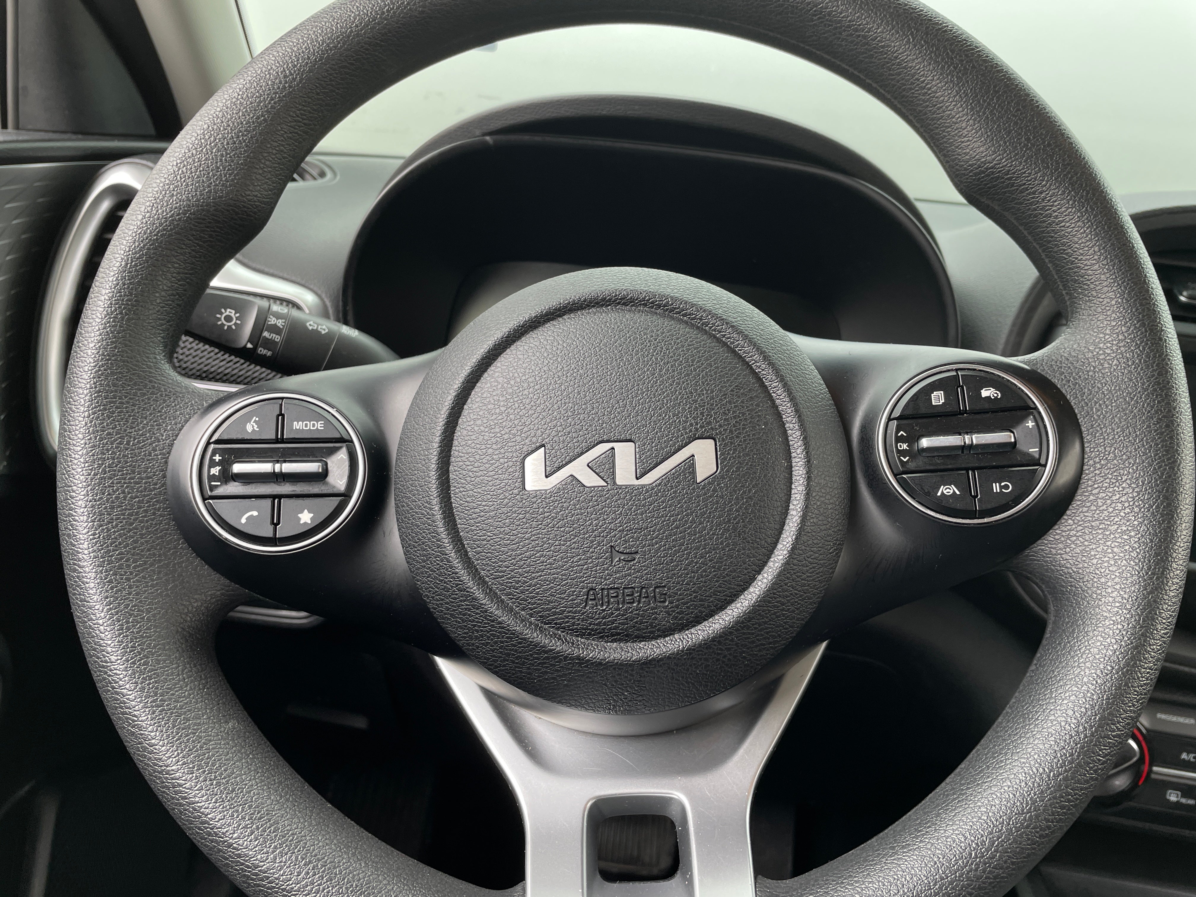 2023 Kia Soul LX 5