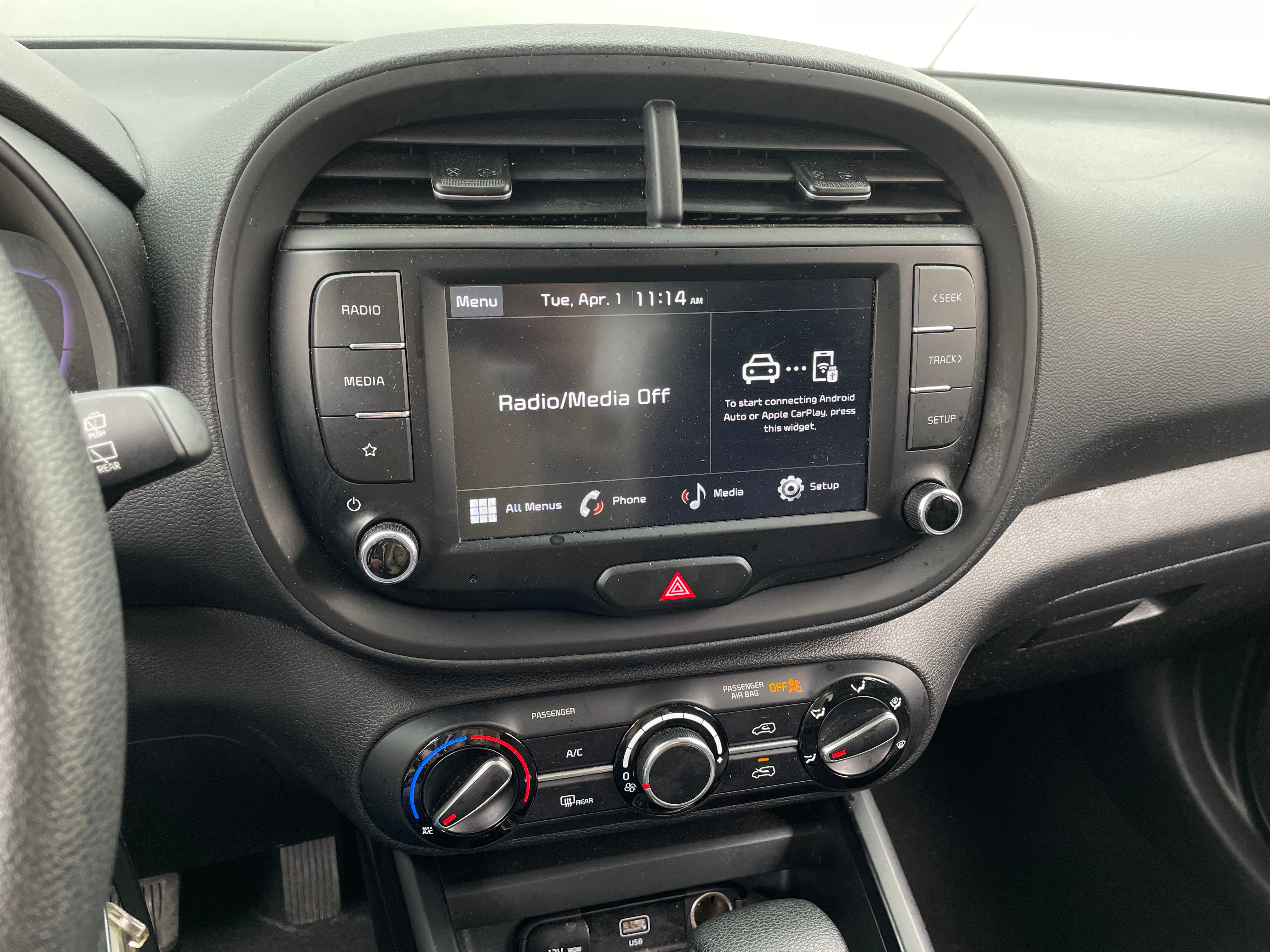 2023 Kia Soul LX 4