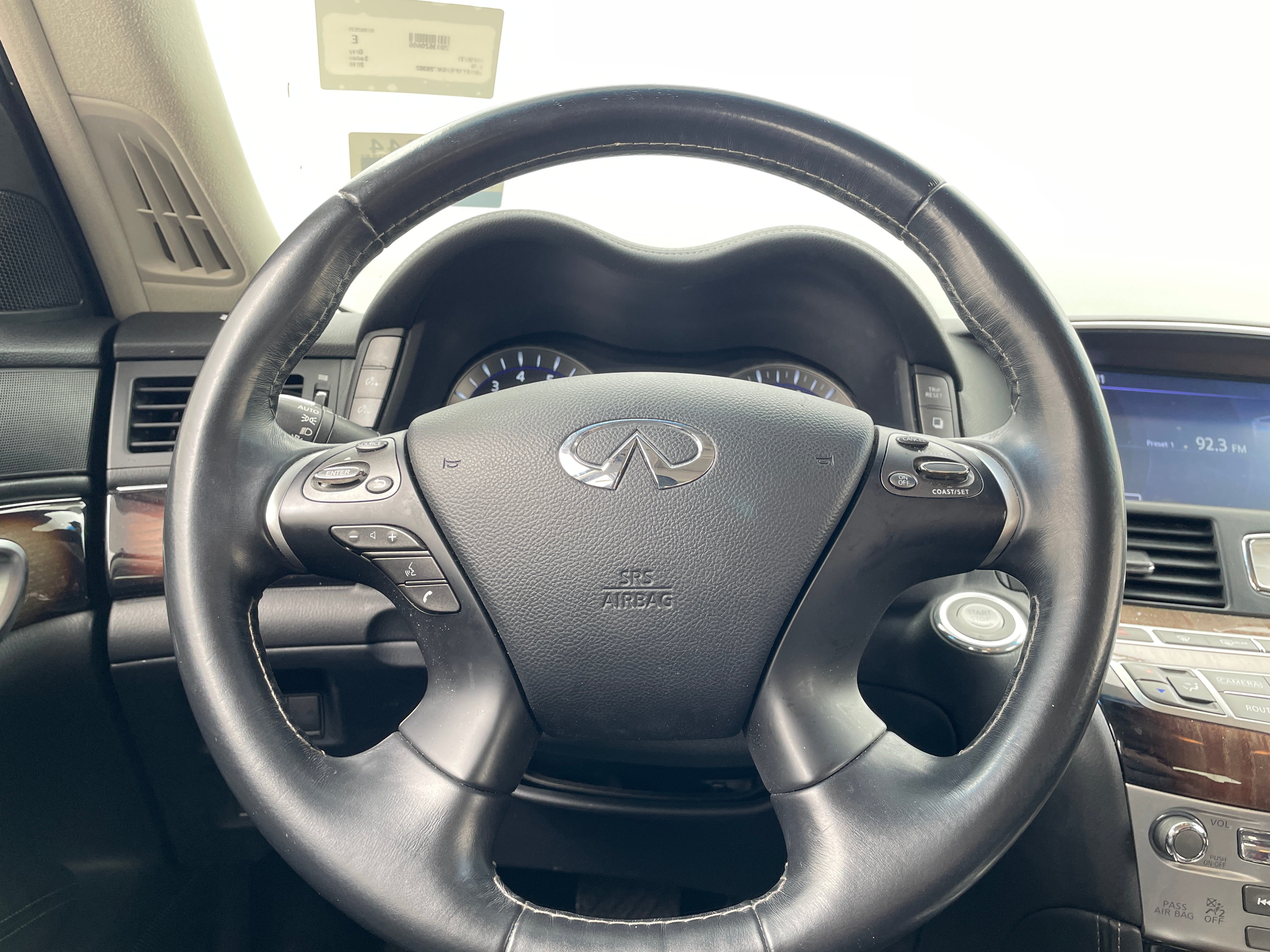 2016 INFINITI Q70  4
