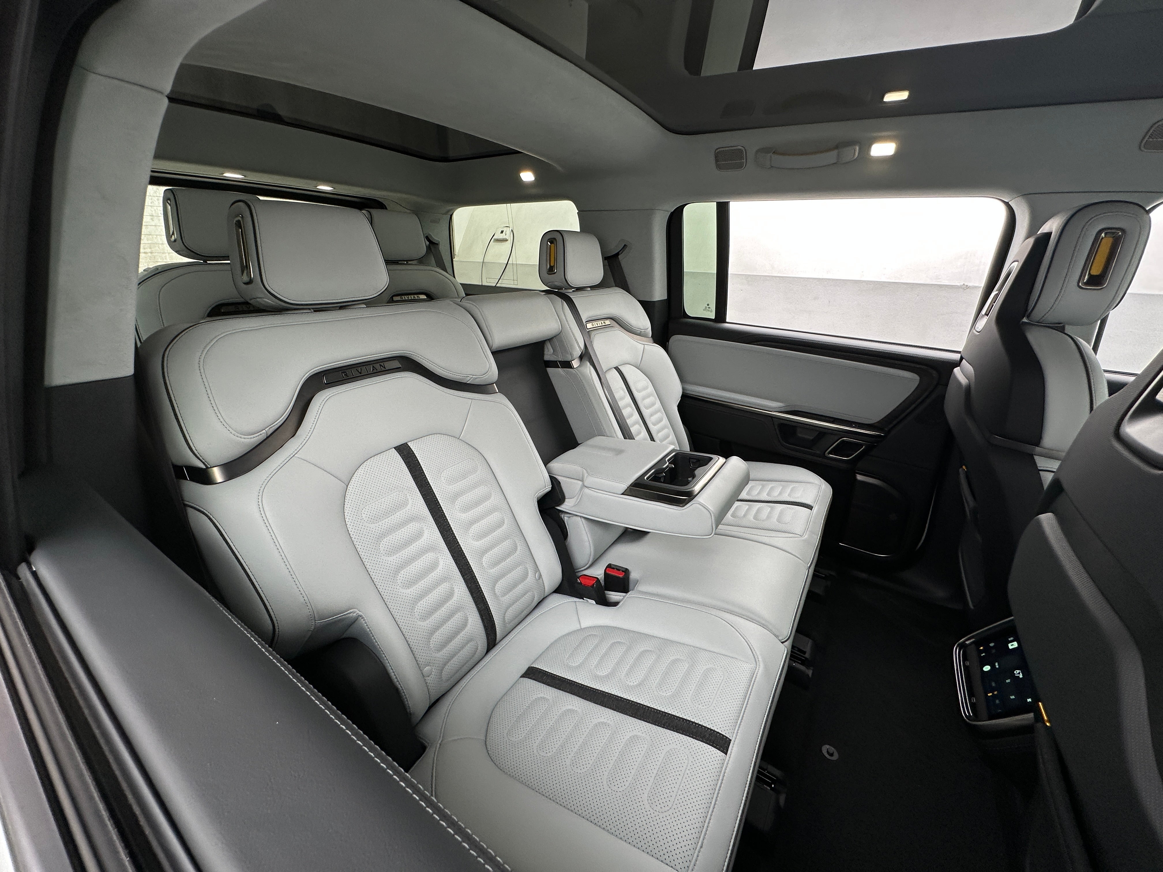 2023 Rivian R1S Adventure 5