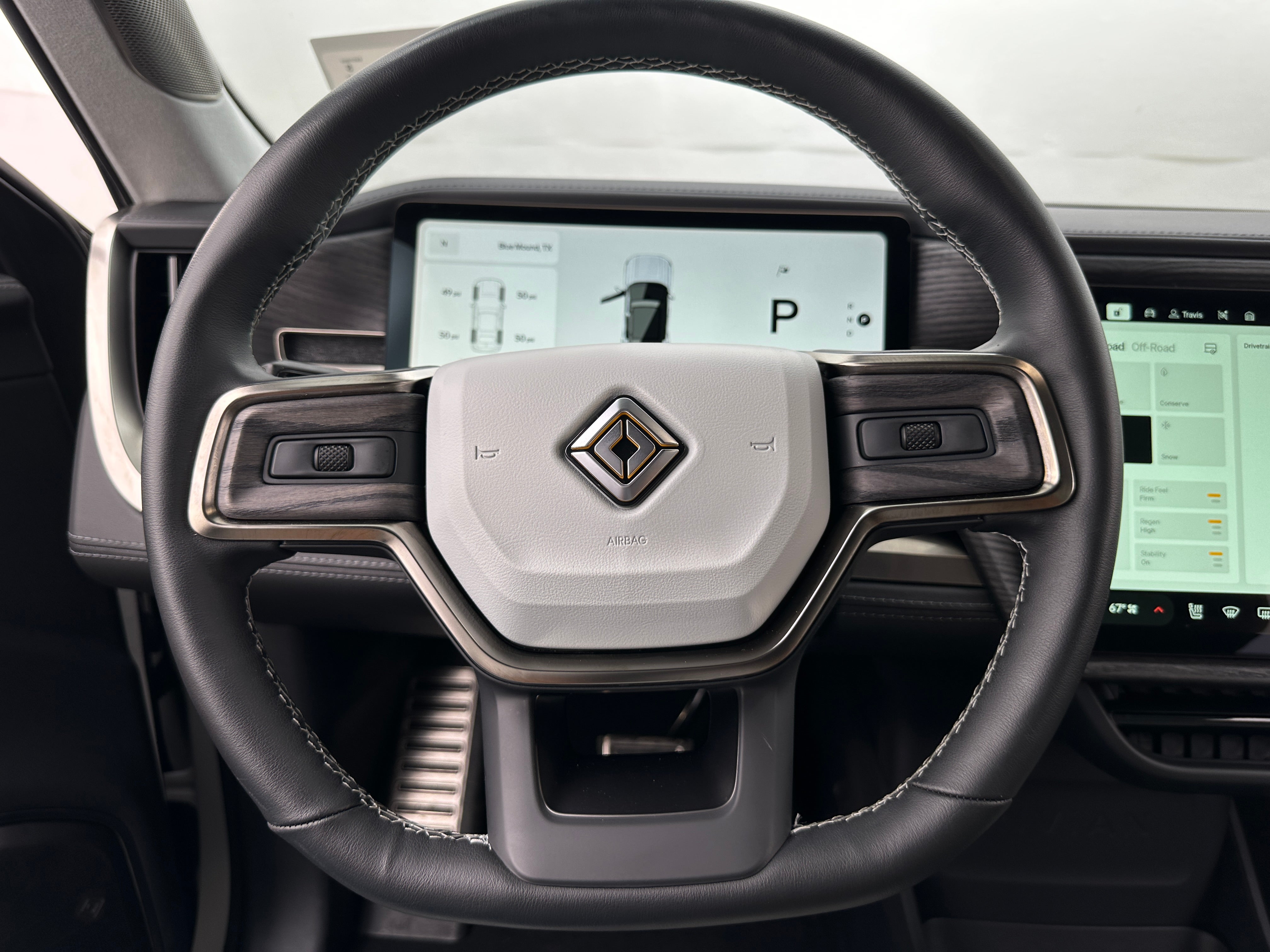 2023 Rivian R1S Adventure 4