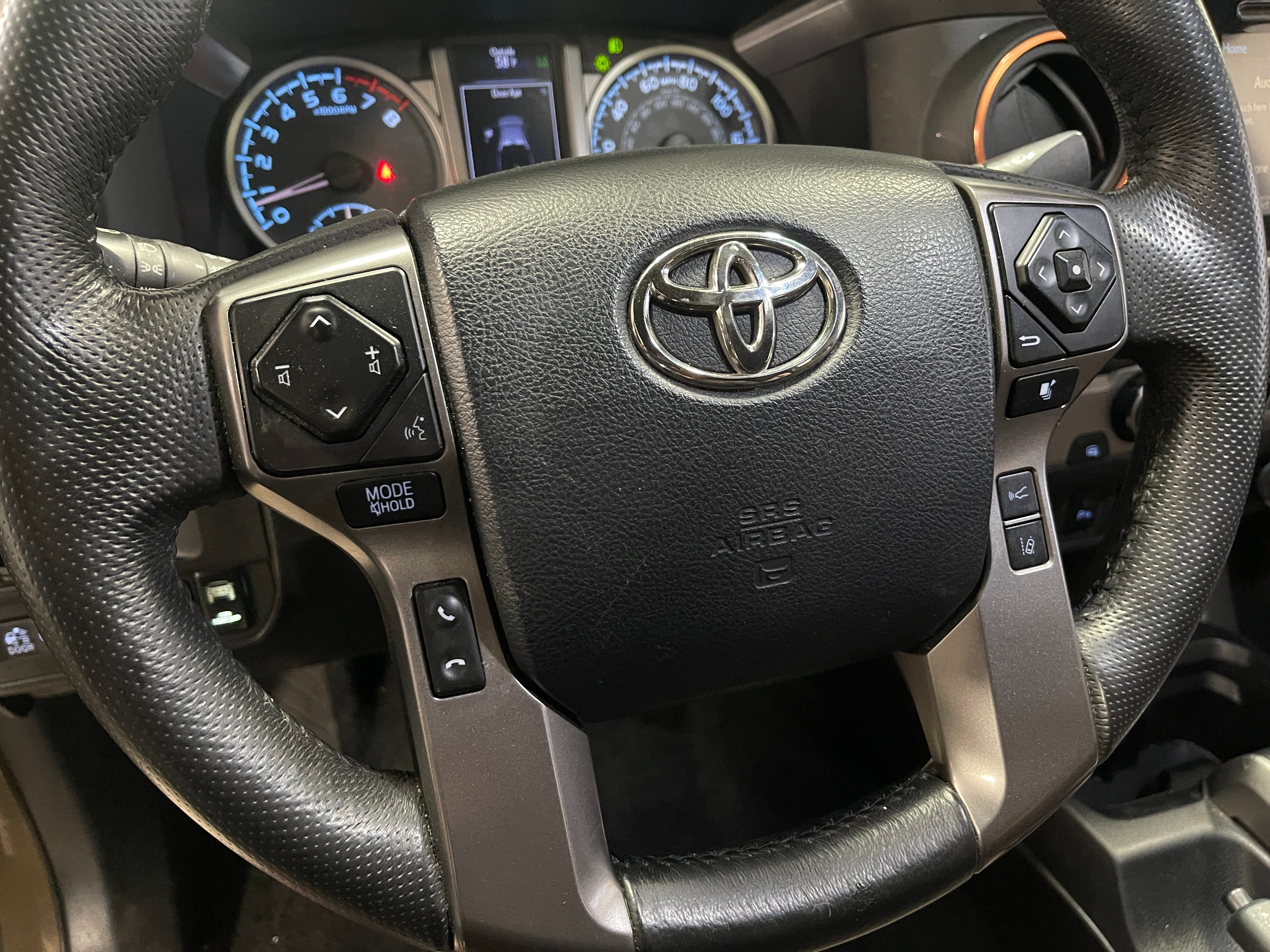 2018 Toyota Tacoma Limited 4