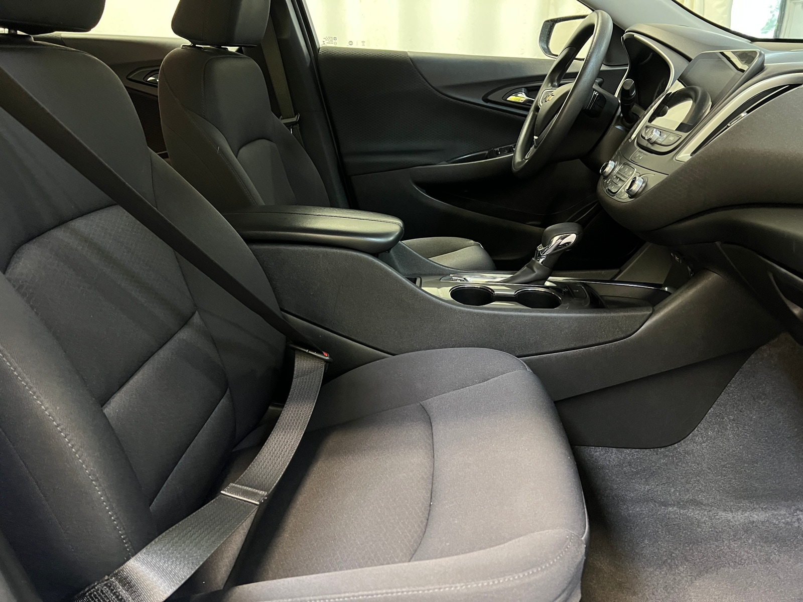 Thumbnail: 2023 Chevrolet Malibu - 2