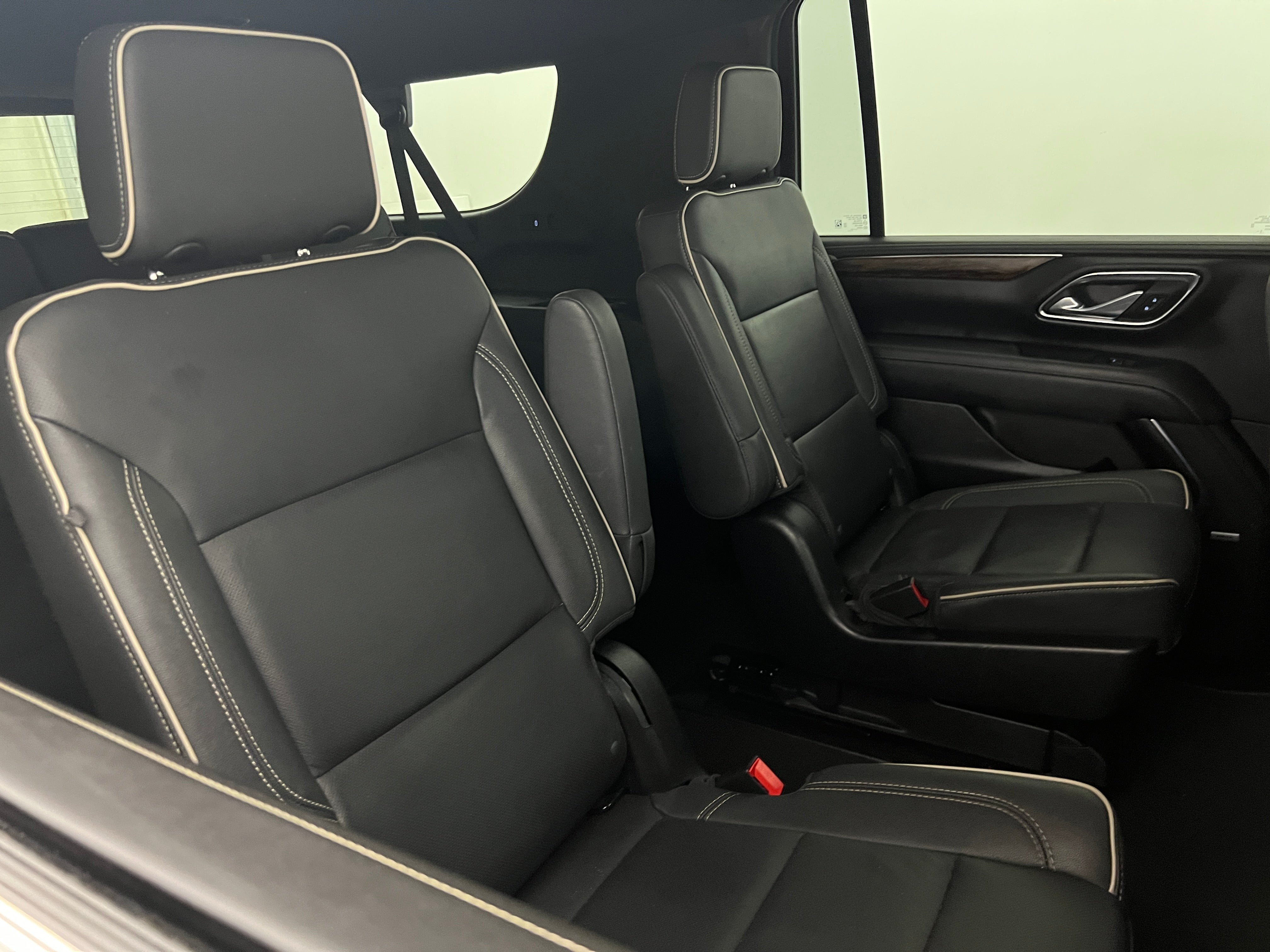 2023 Chevrolet Suburban Premier 5