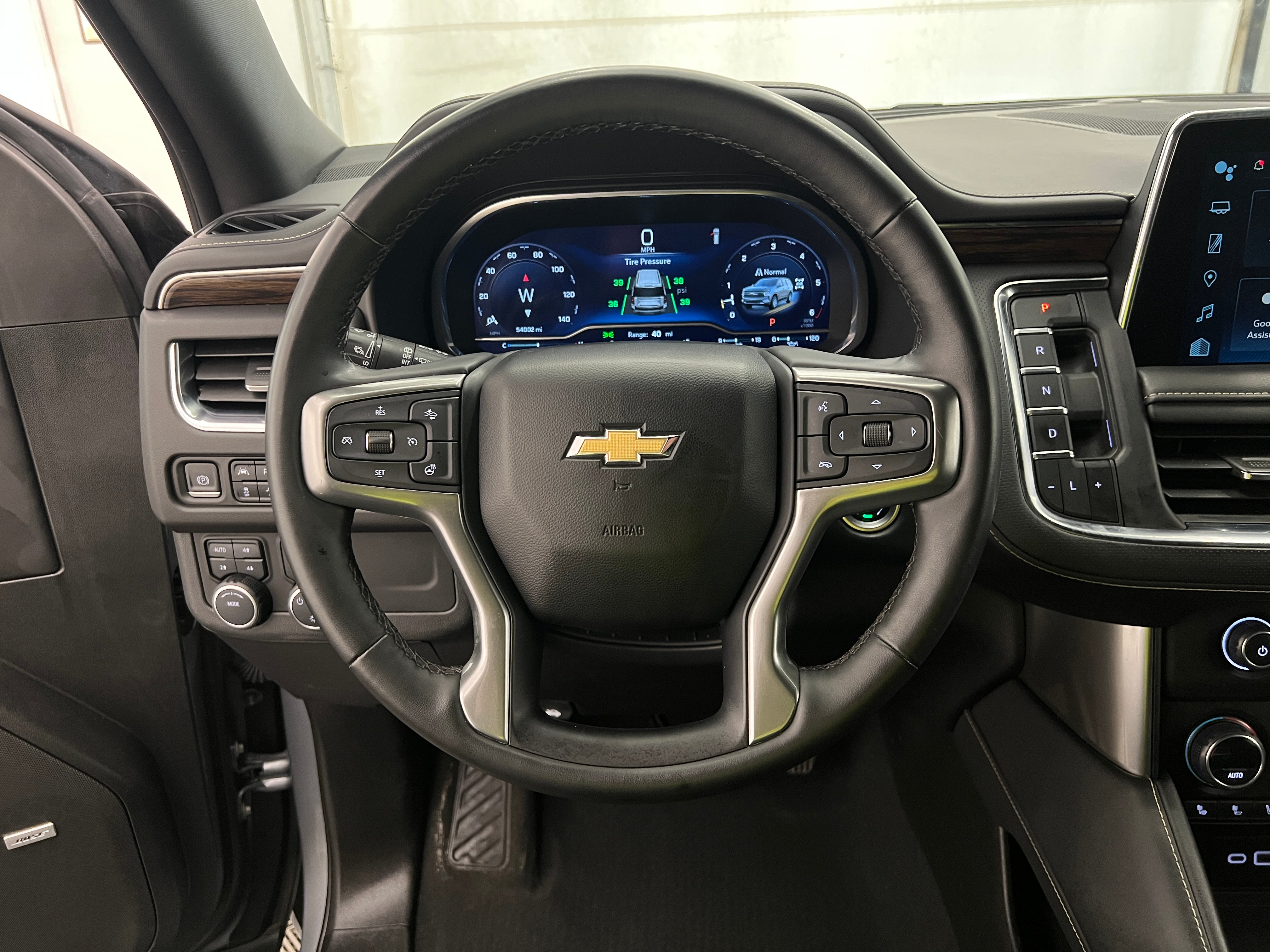 2023 Chevrolet Suburban Premier 4