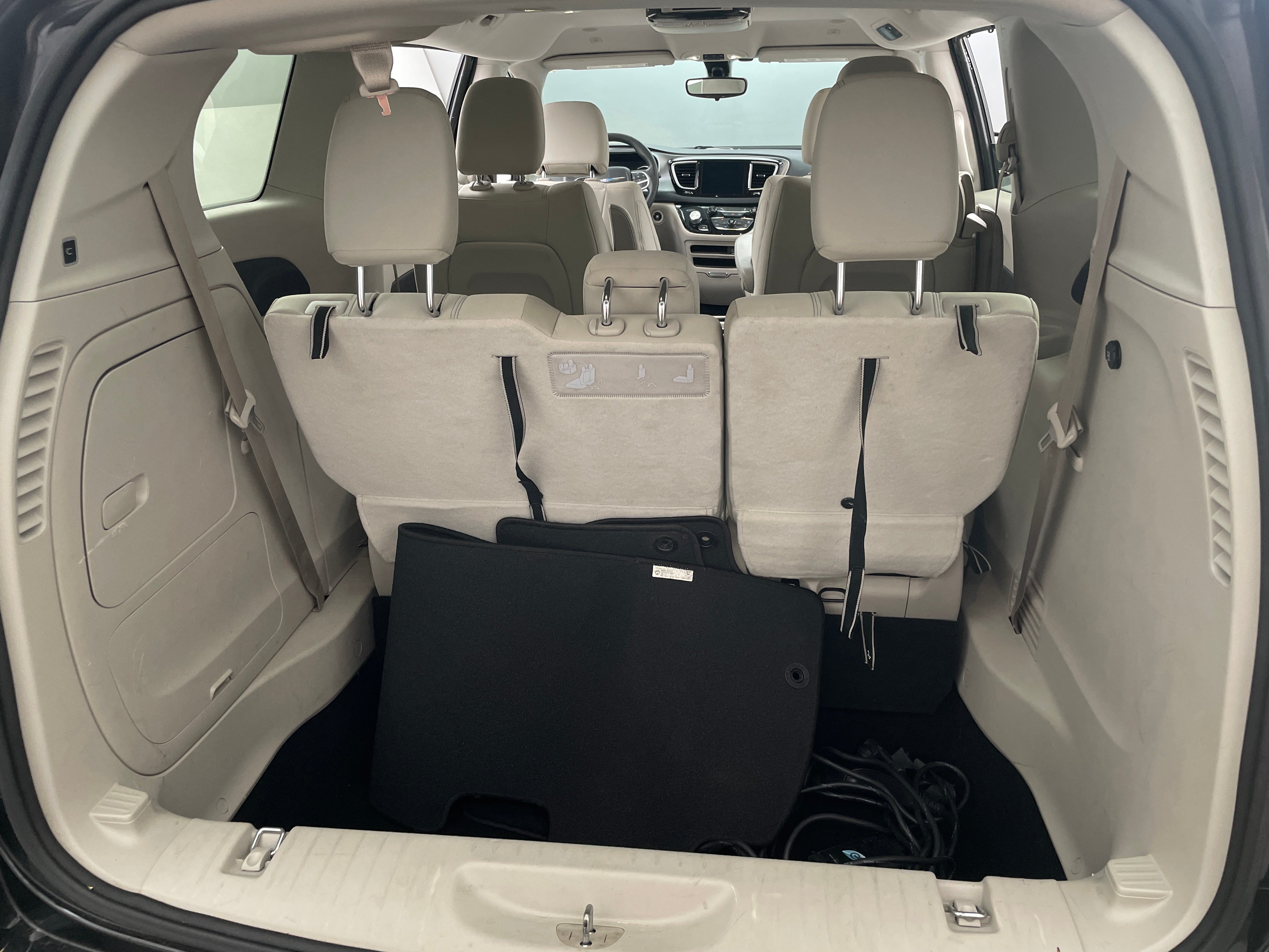 2018 Chrysler Pacifica Hybrid Touring Plus 7
