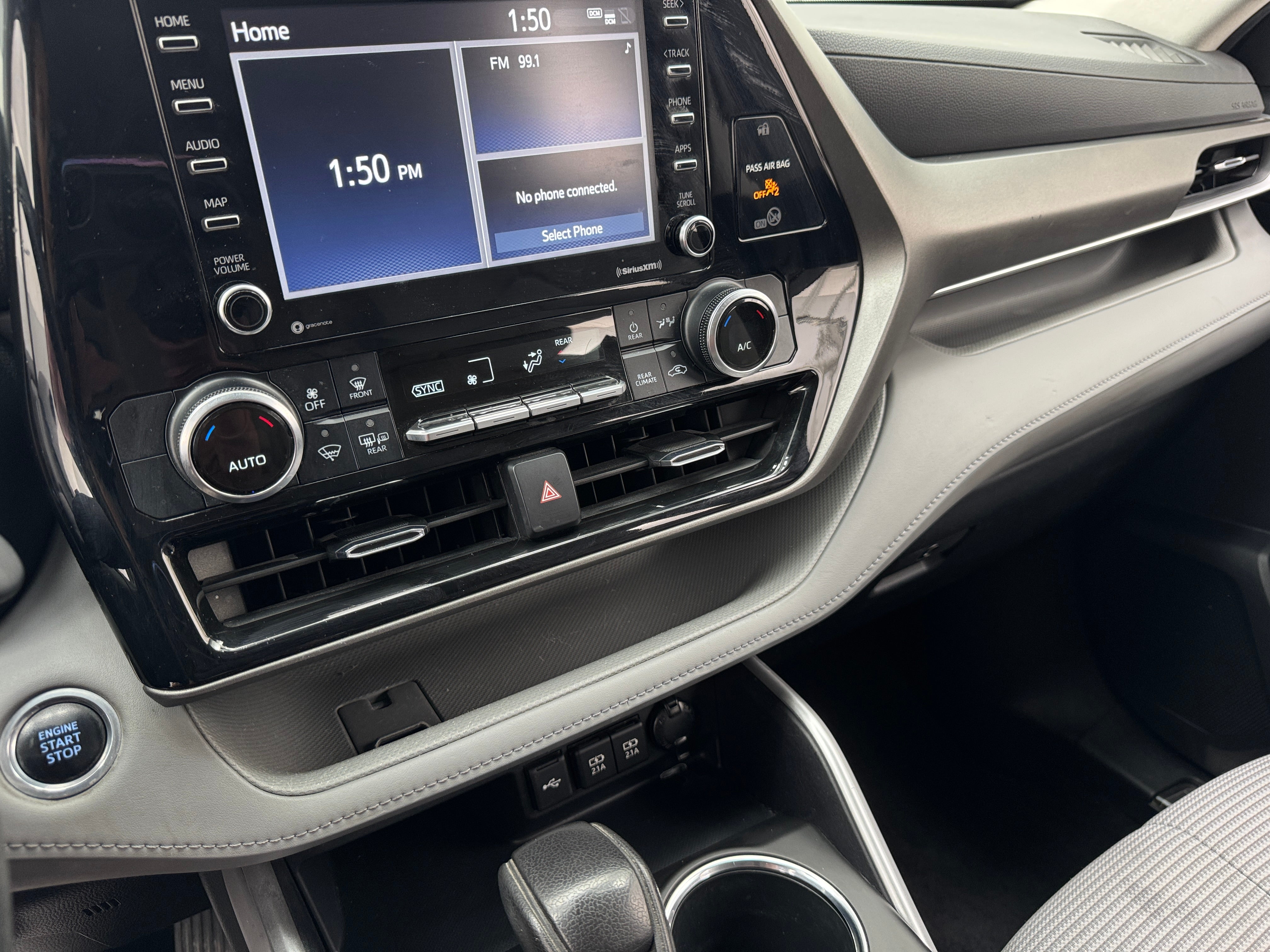 2021 Toyota Highlander L 4