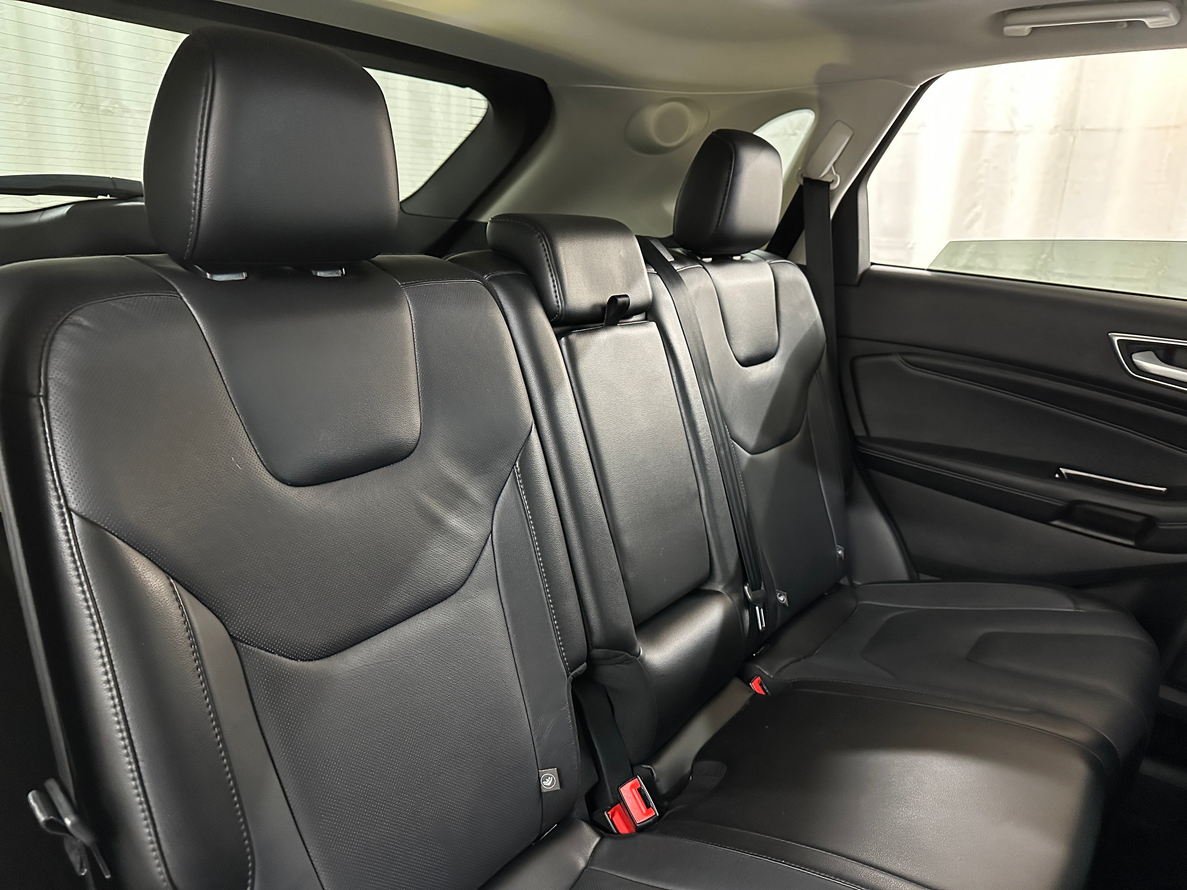 2016 Ford Edge Titanium 5