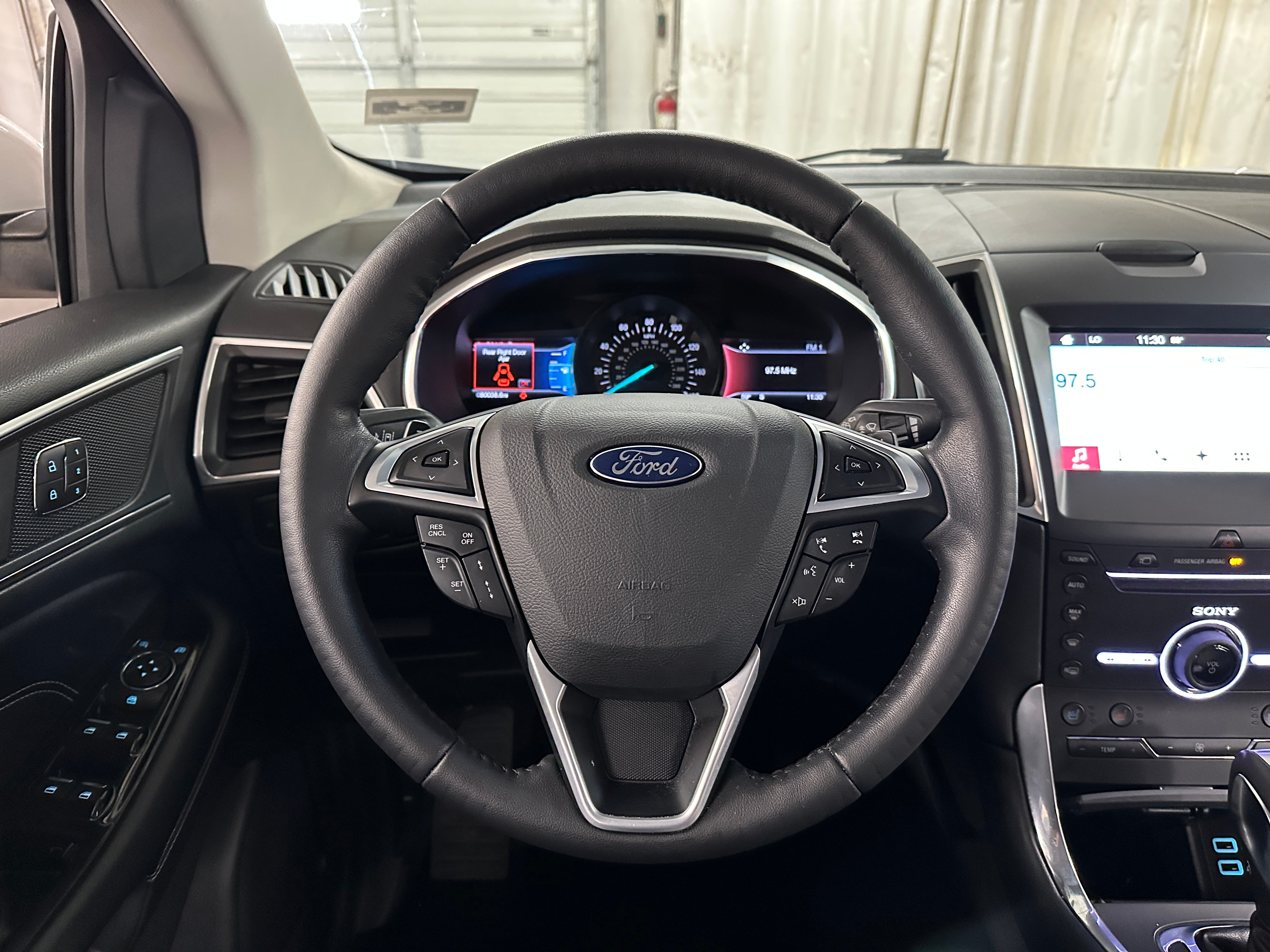 2016 Ford Edge Titanium 4