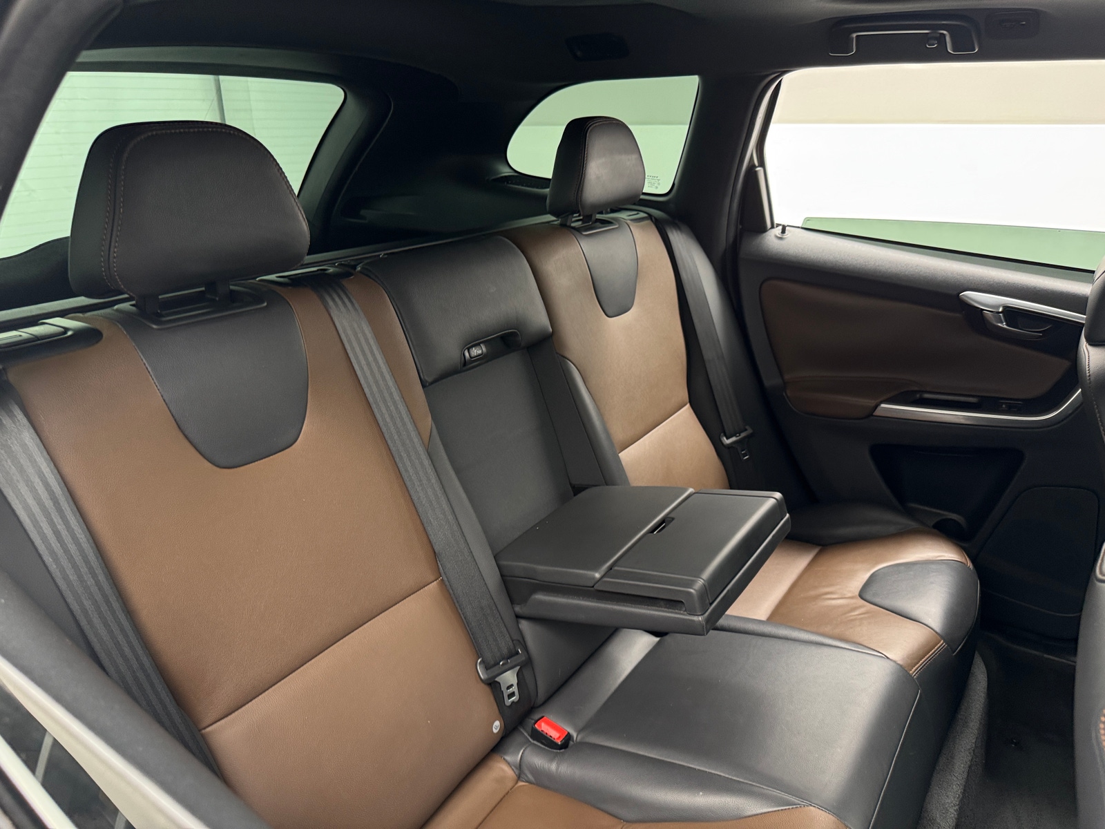 Thumbnail: 2015 Volvo XC60 - 5