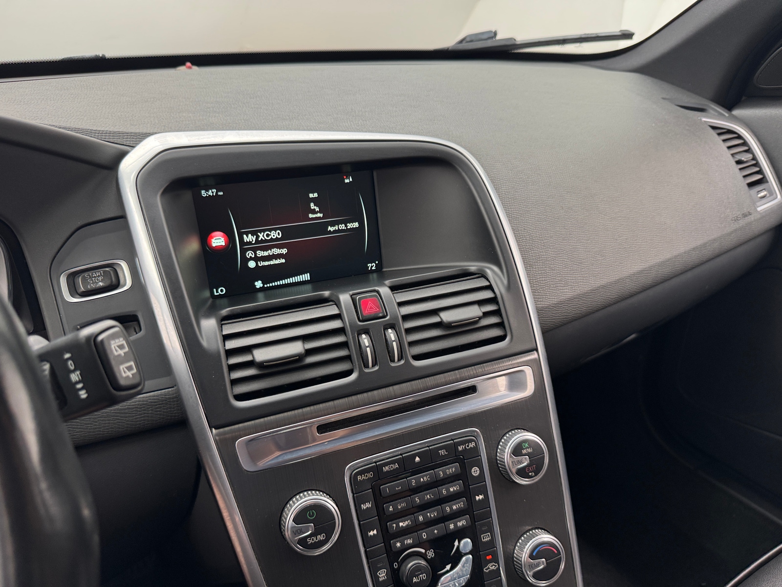 Thumbnail: 2015 Volvo XC60 - 3