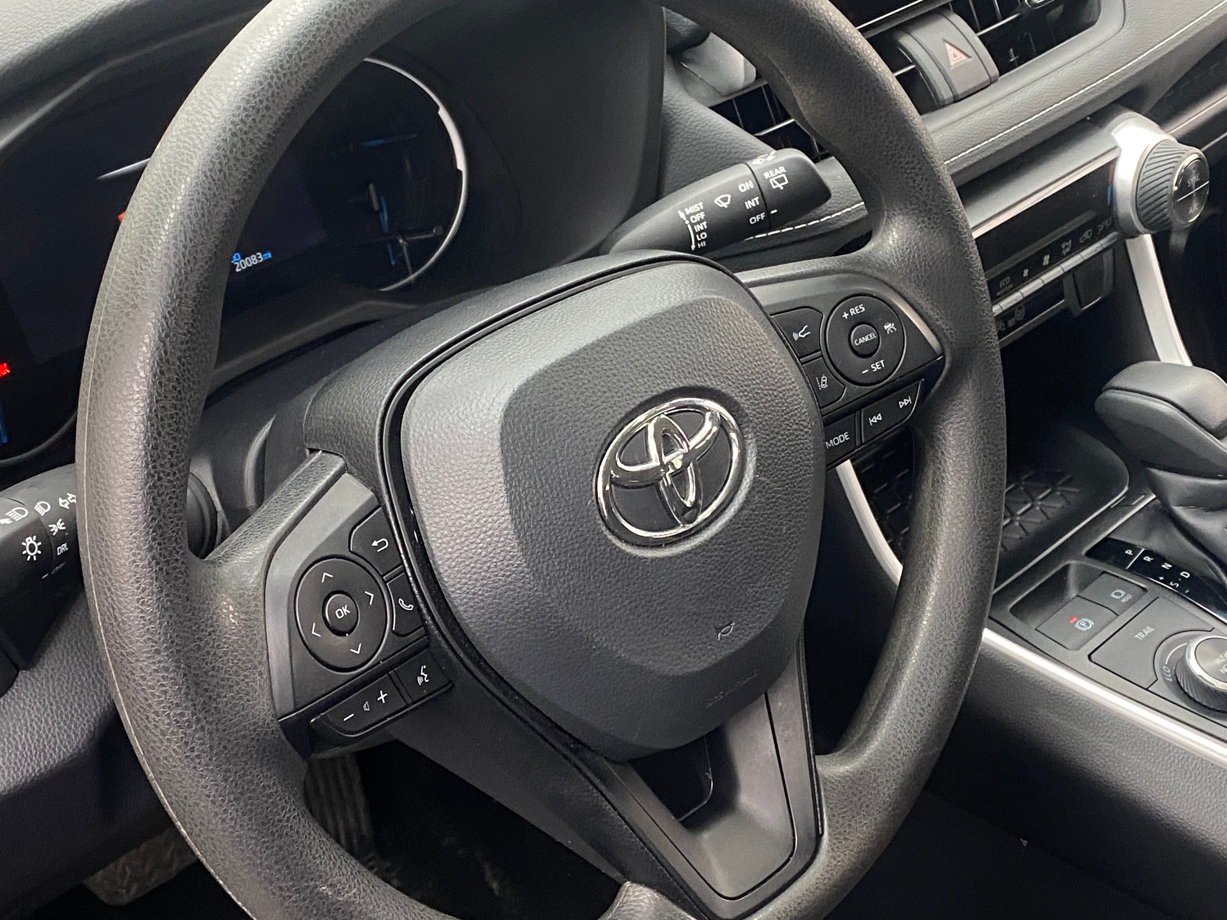 2024 Toyota RAV4 LE 5