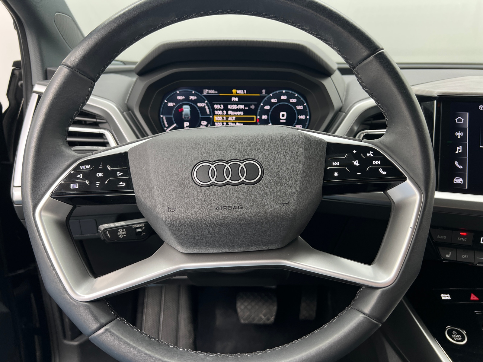 Thumbnail: 2024 Audi Q4 e-tron - 5