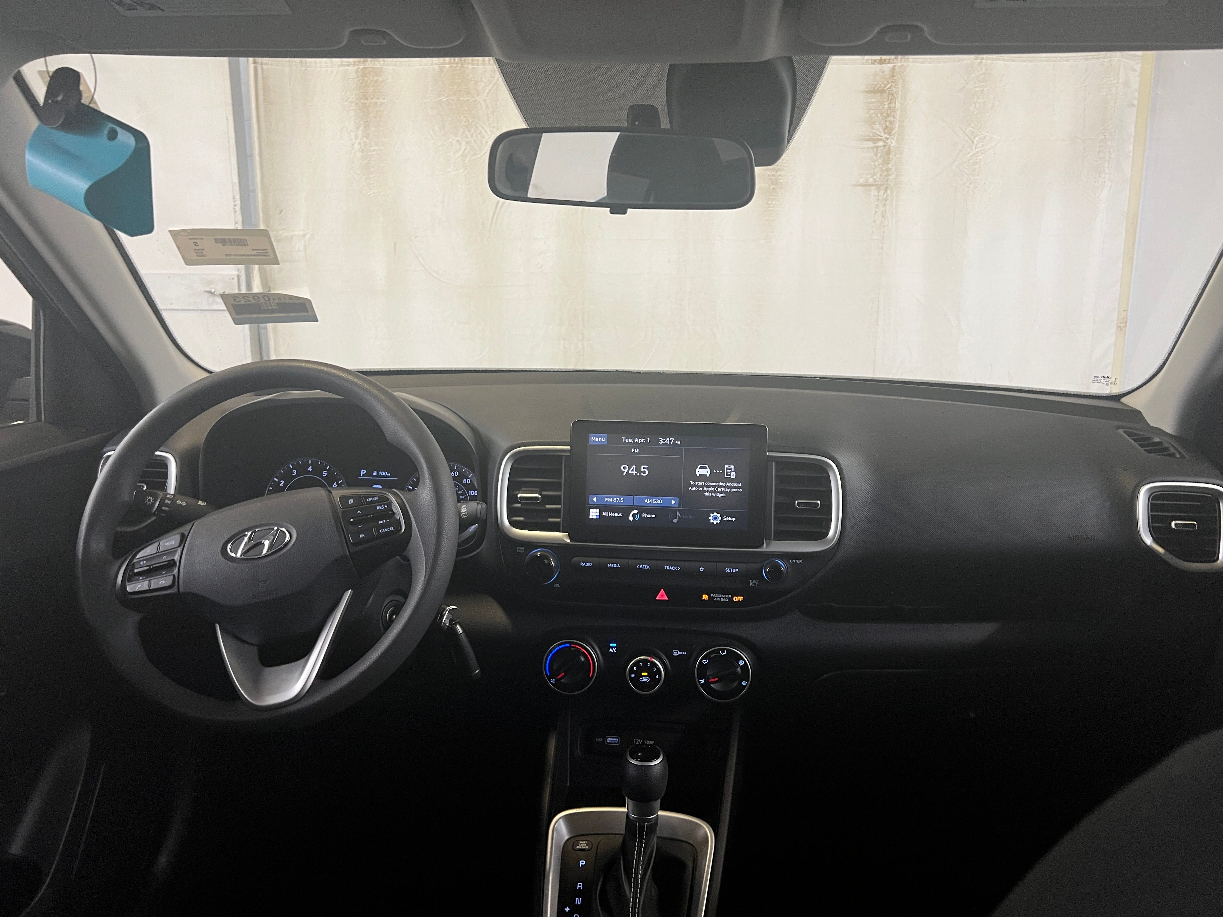 2022 Hyundai Venue SE 3