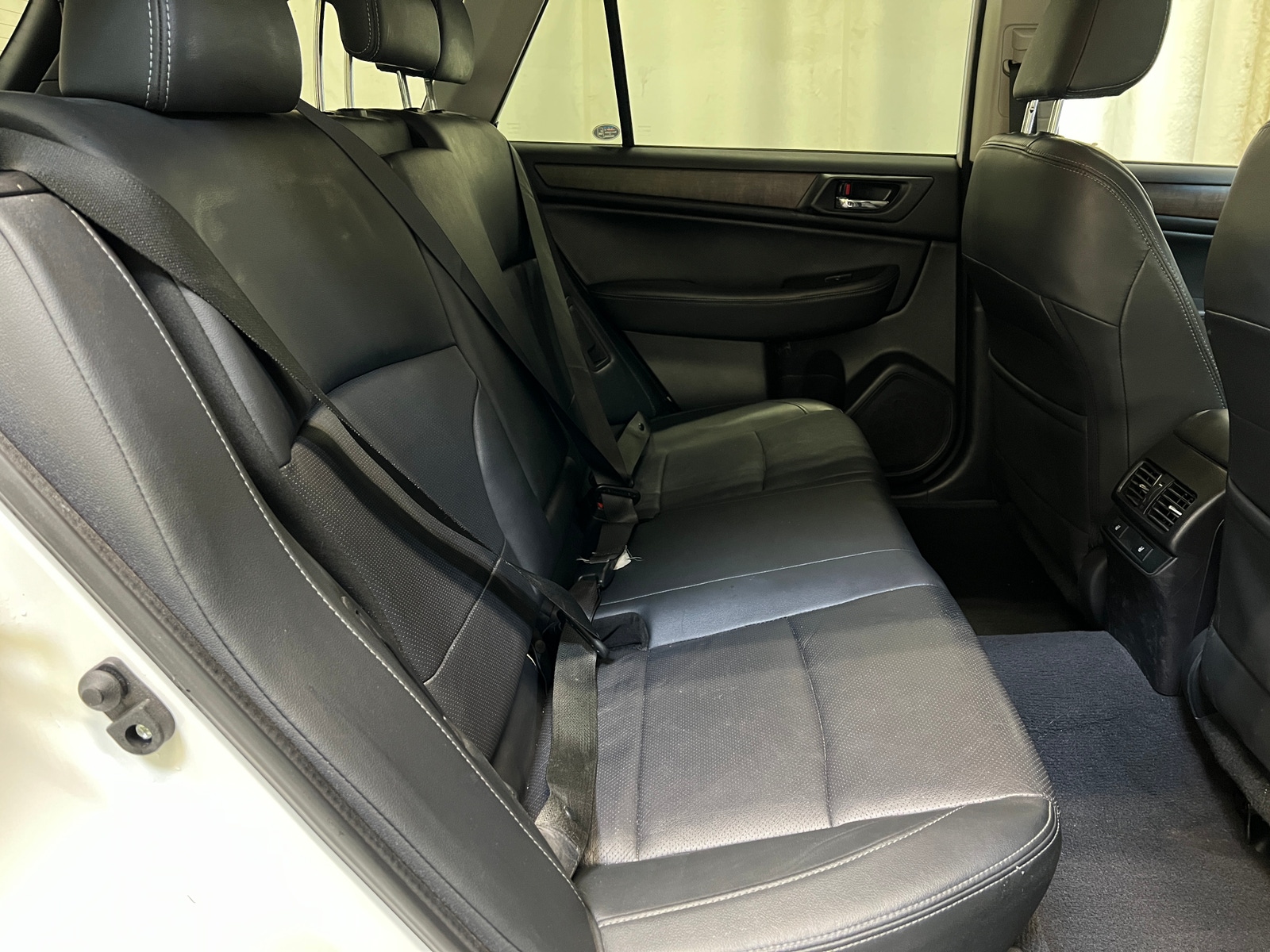 Thumbnail: 2016 Subaru Outback - 5