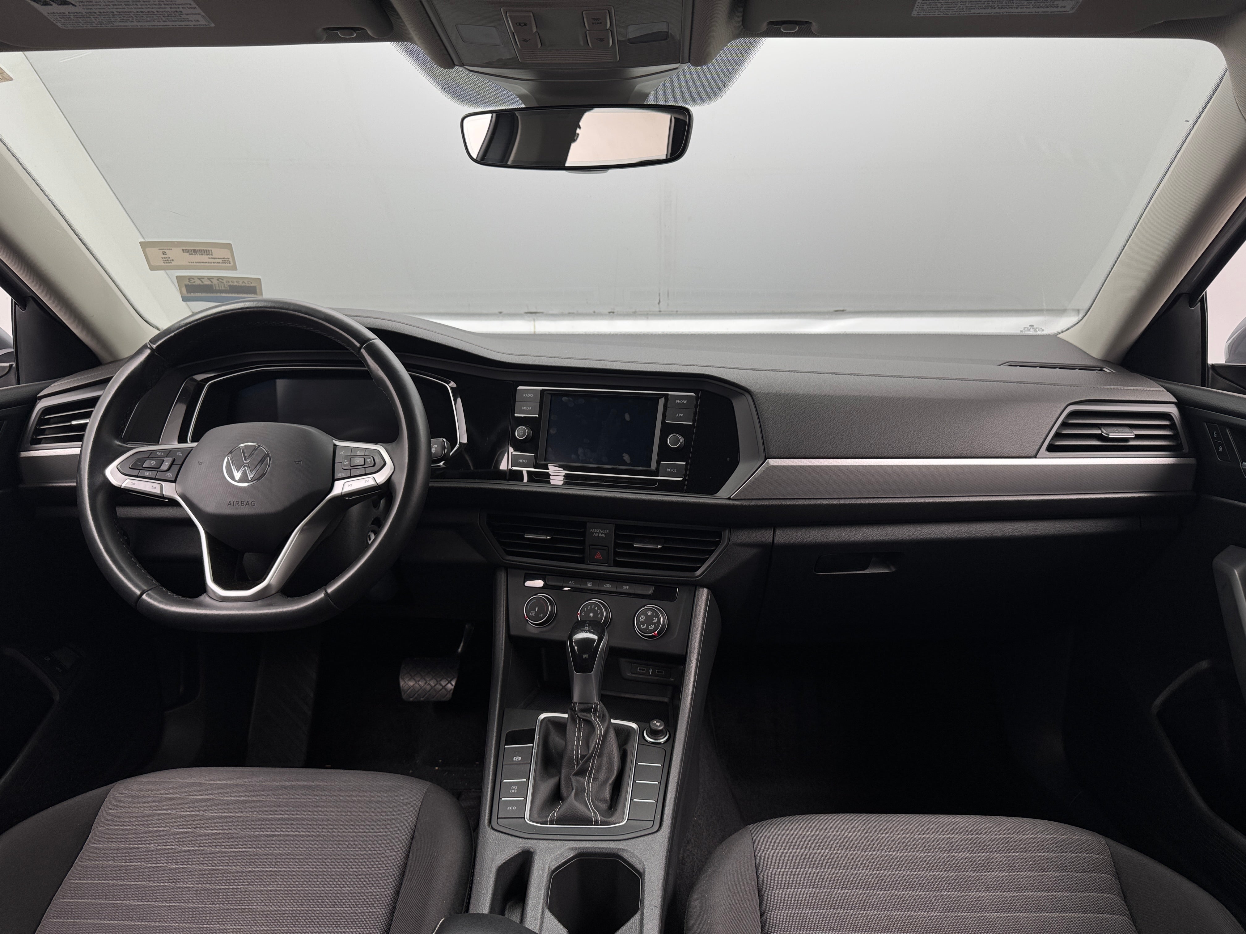 Thumbnail: 2022 Volkswagen Jetta - 3