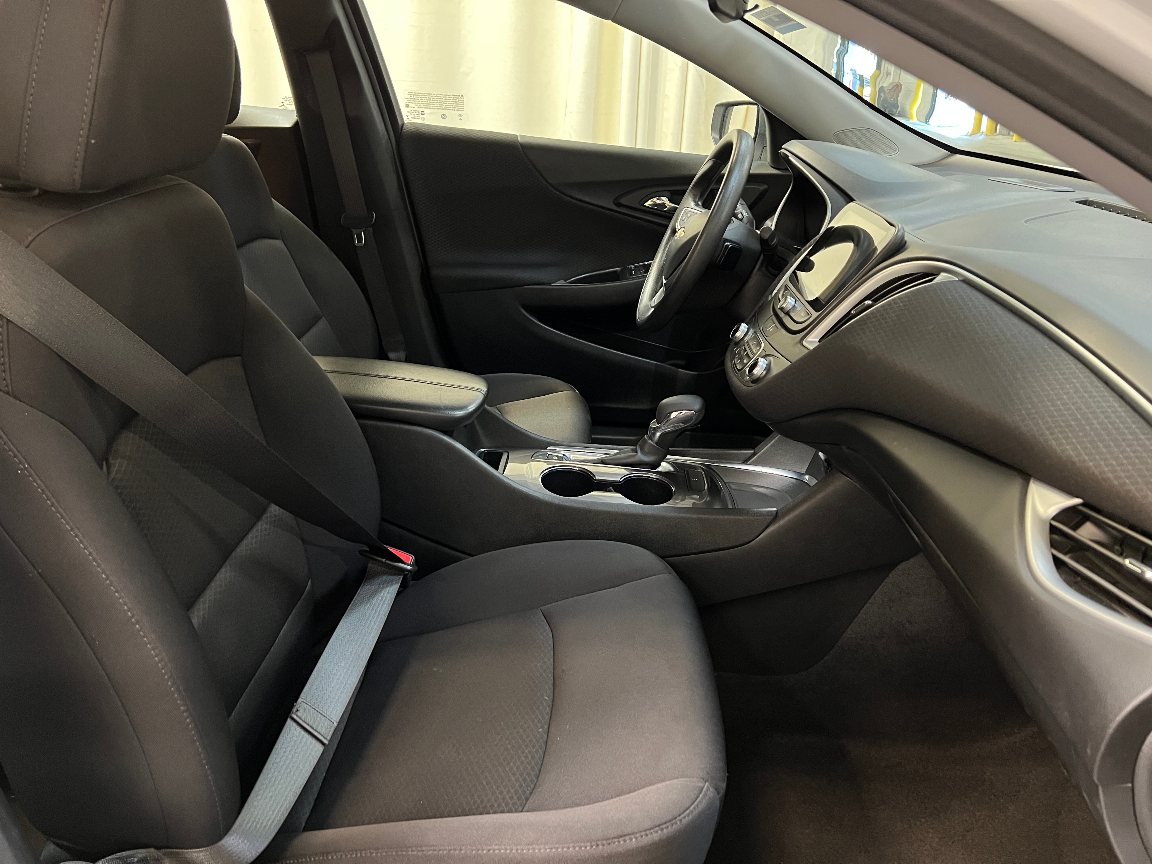 2023 Chevrolet Malibu LT 2