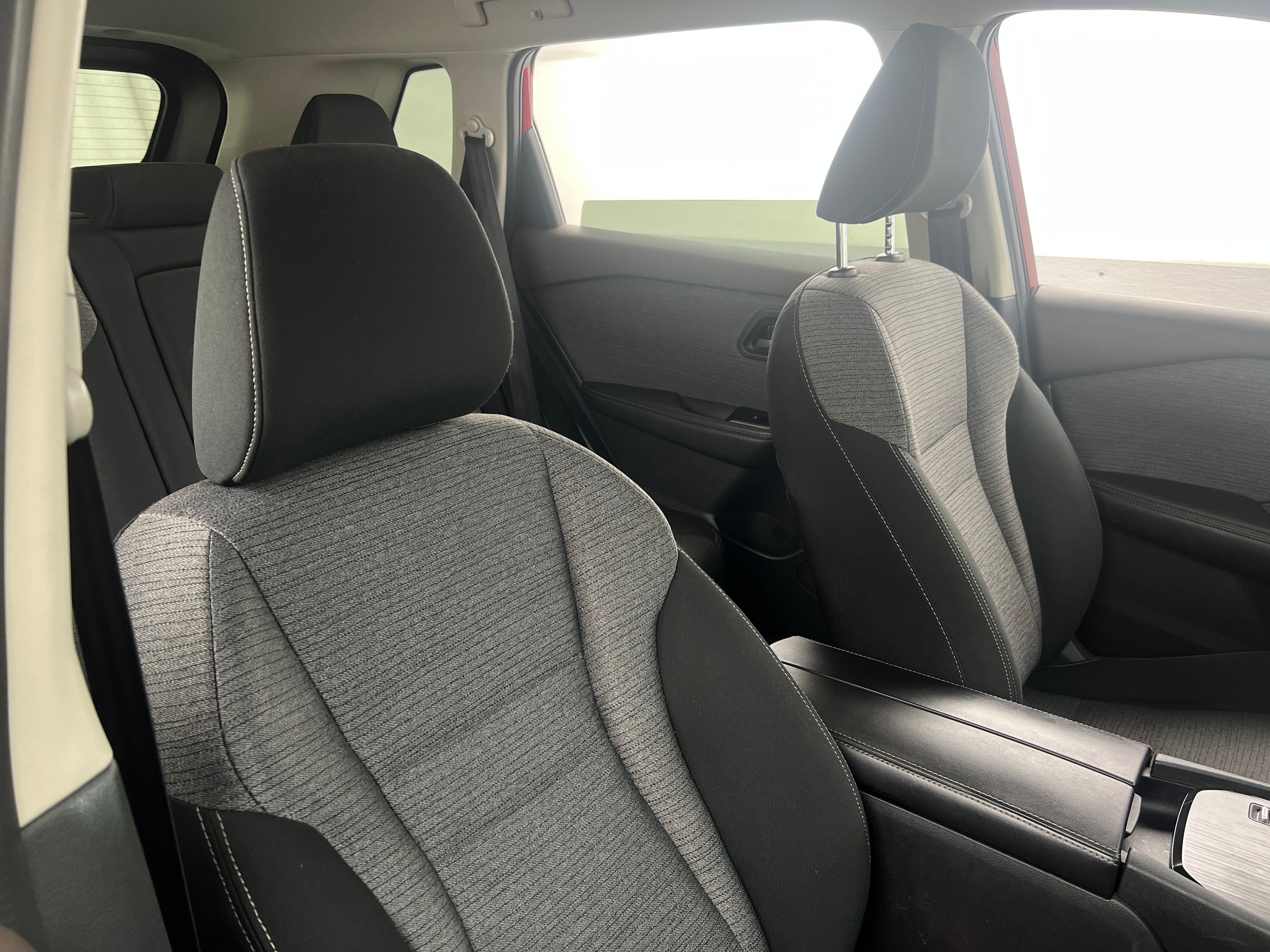 2021 Nissan Rogue S 2
