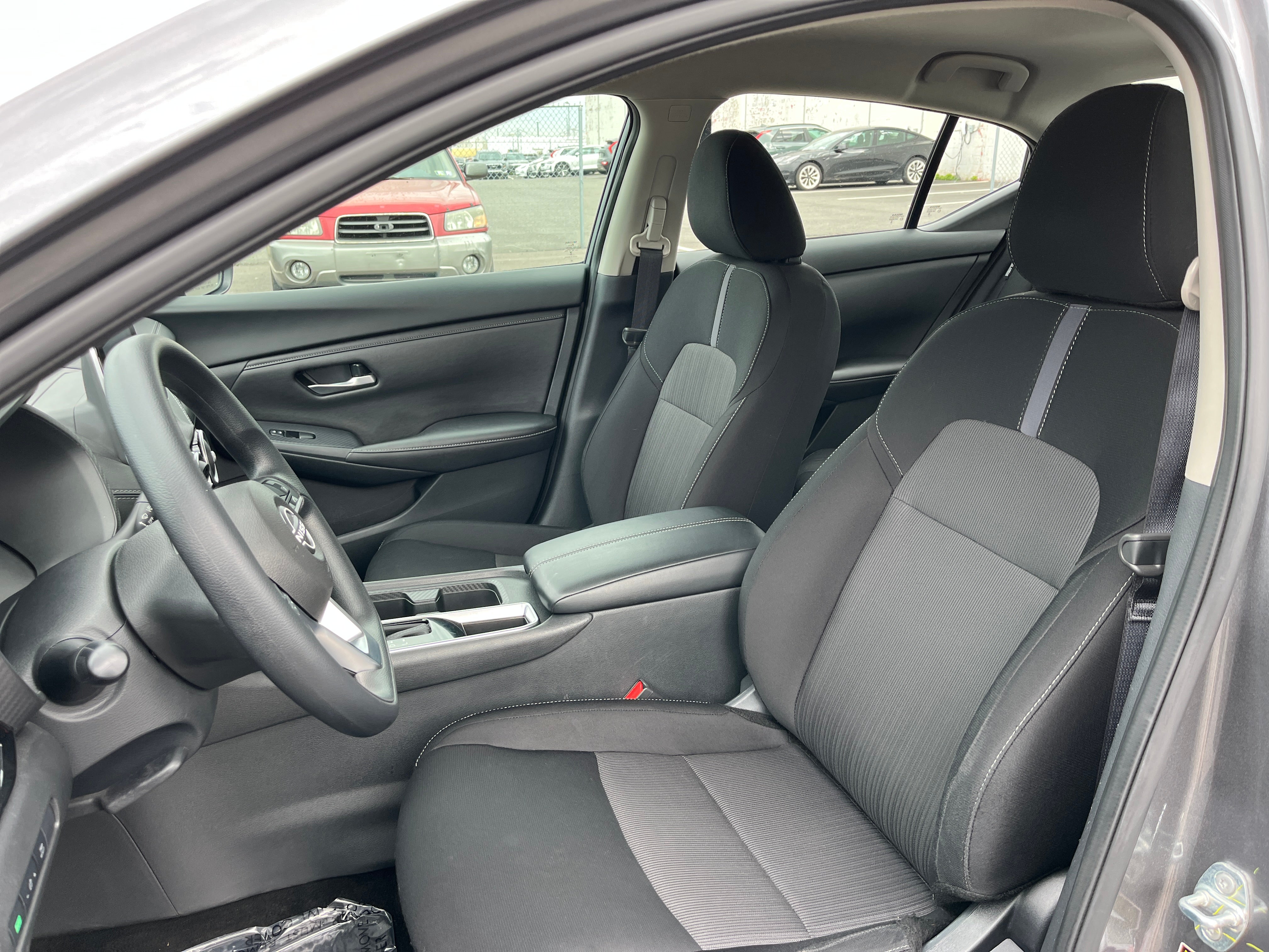 2024 Nissan Sentra SV 2