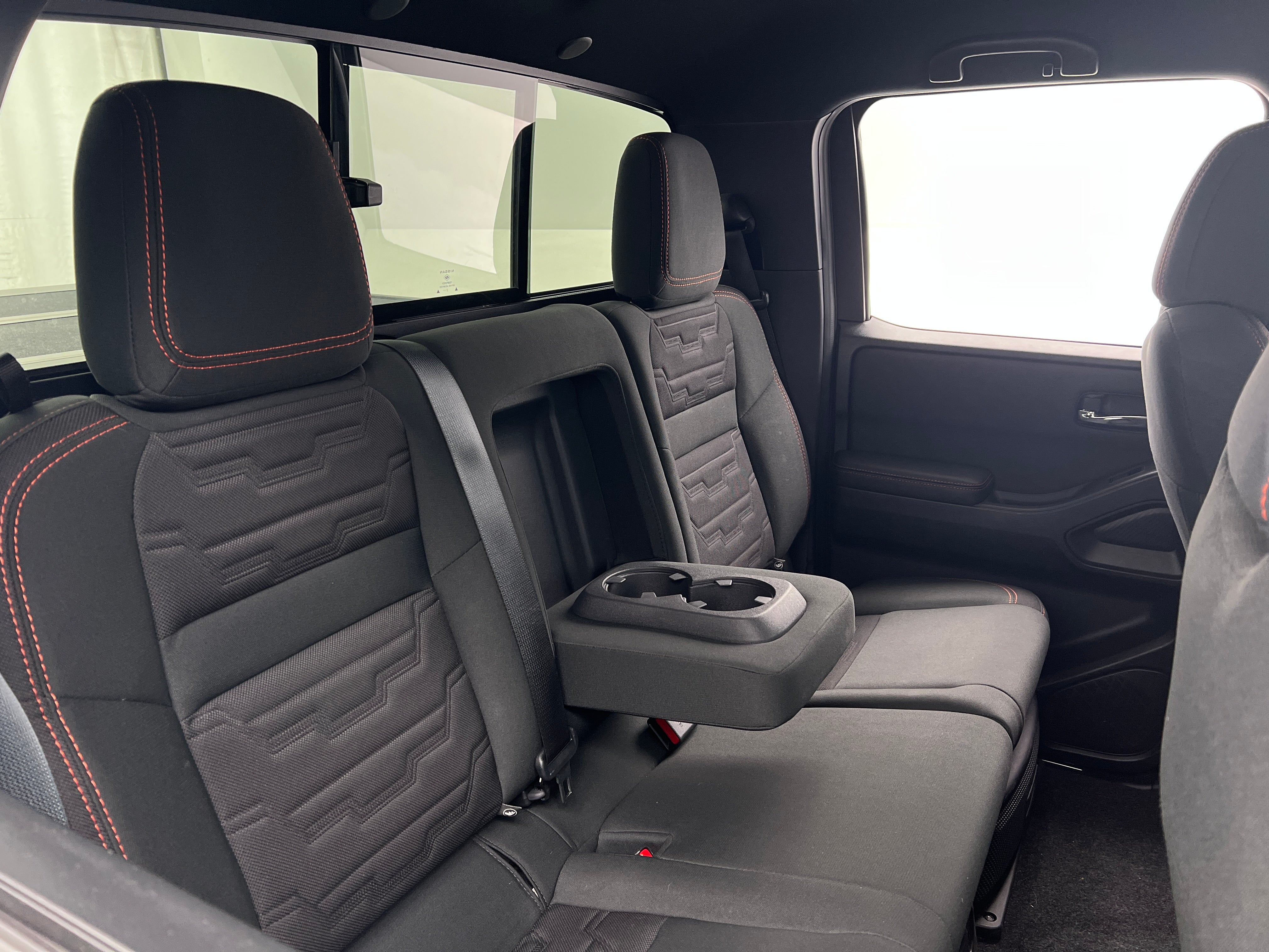 2023 Nissan Frontier PRO-4X 6
