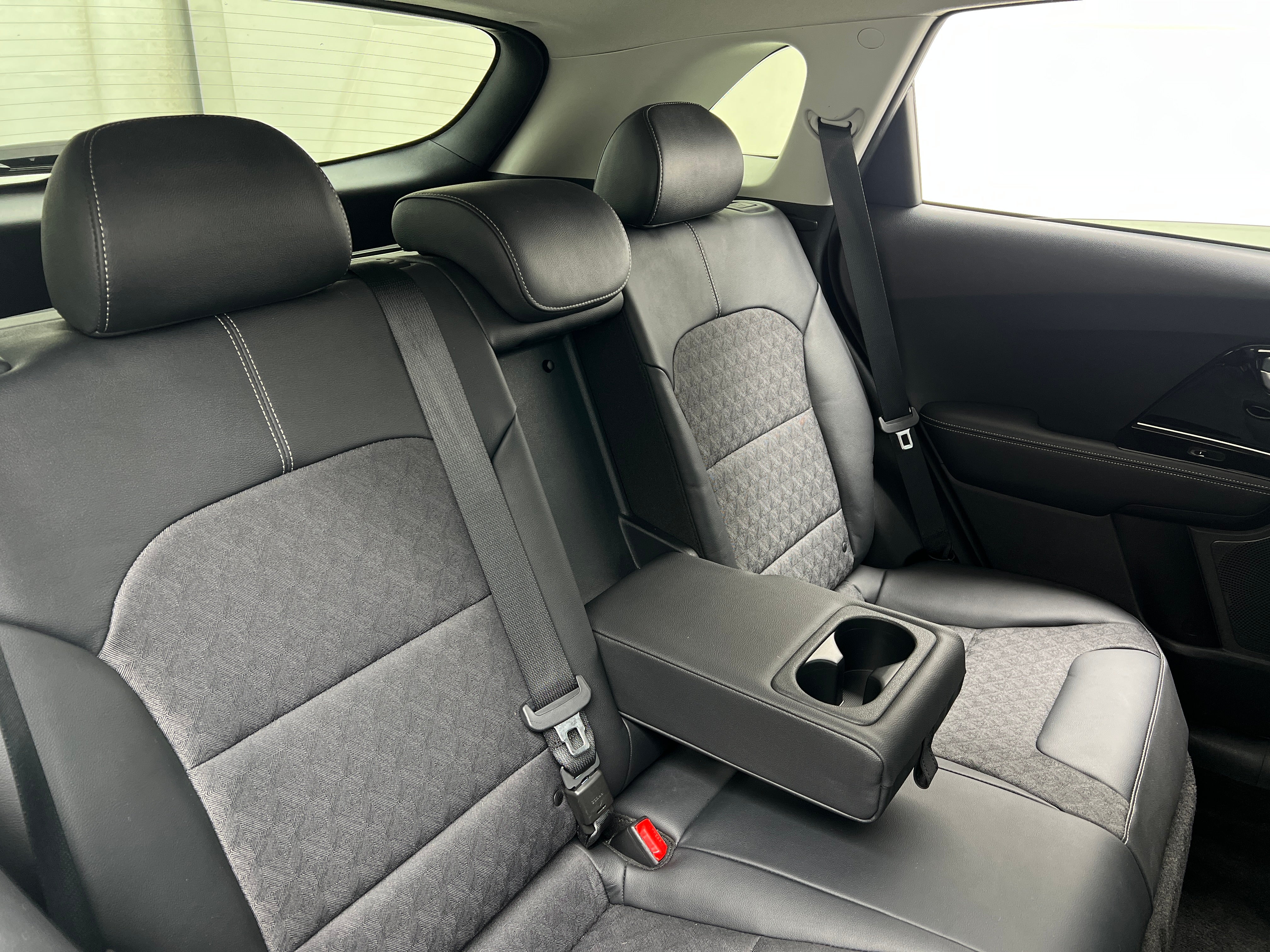 2020 Kia Niro EX 6