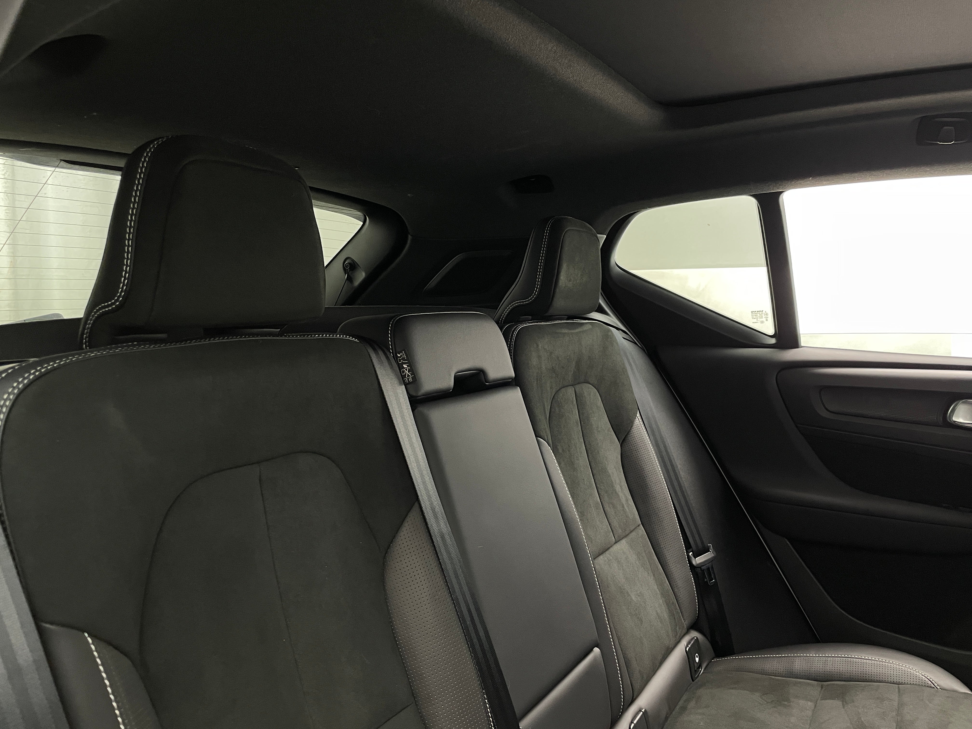 2021 Volvo XC40 T5 R-Design 5