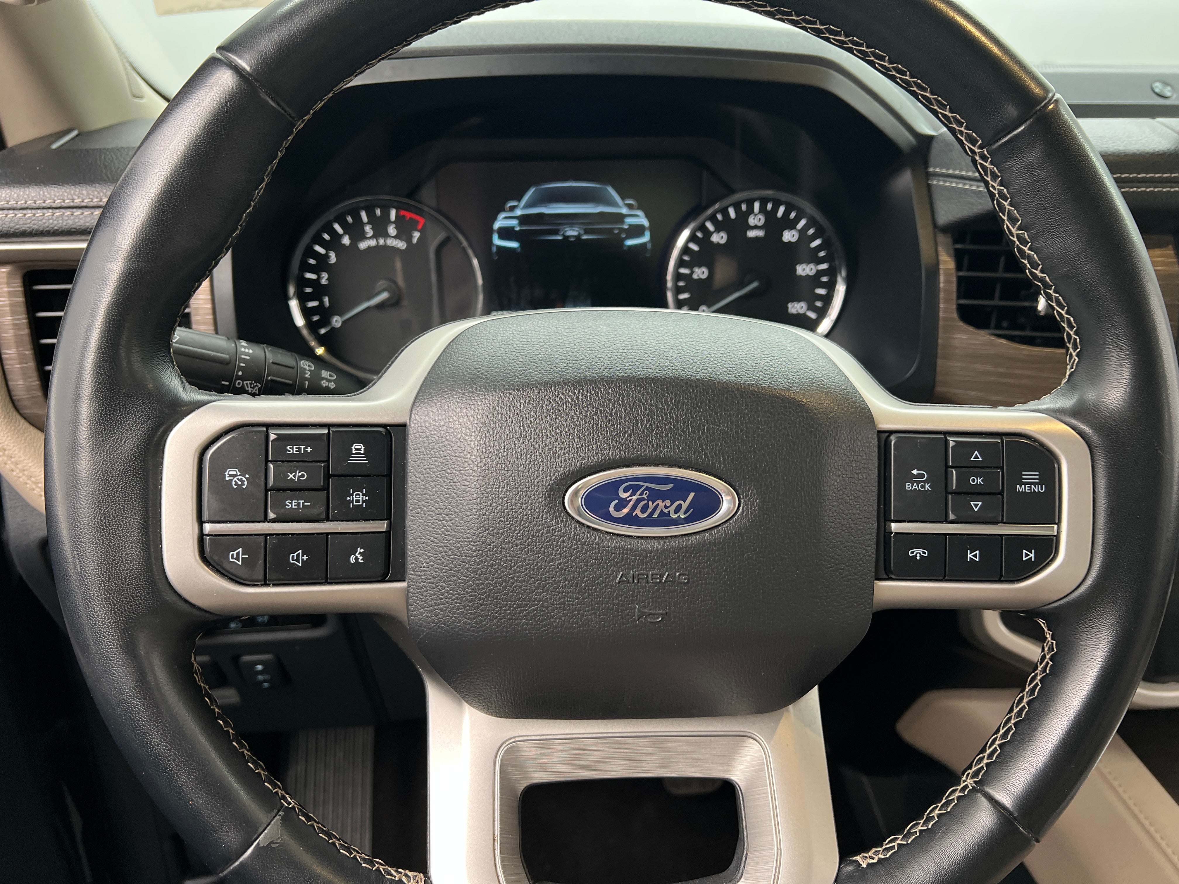 2023 Ford Expedition Limited 4