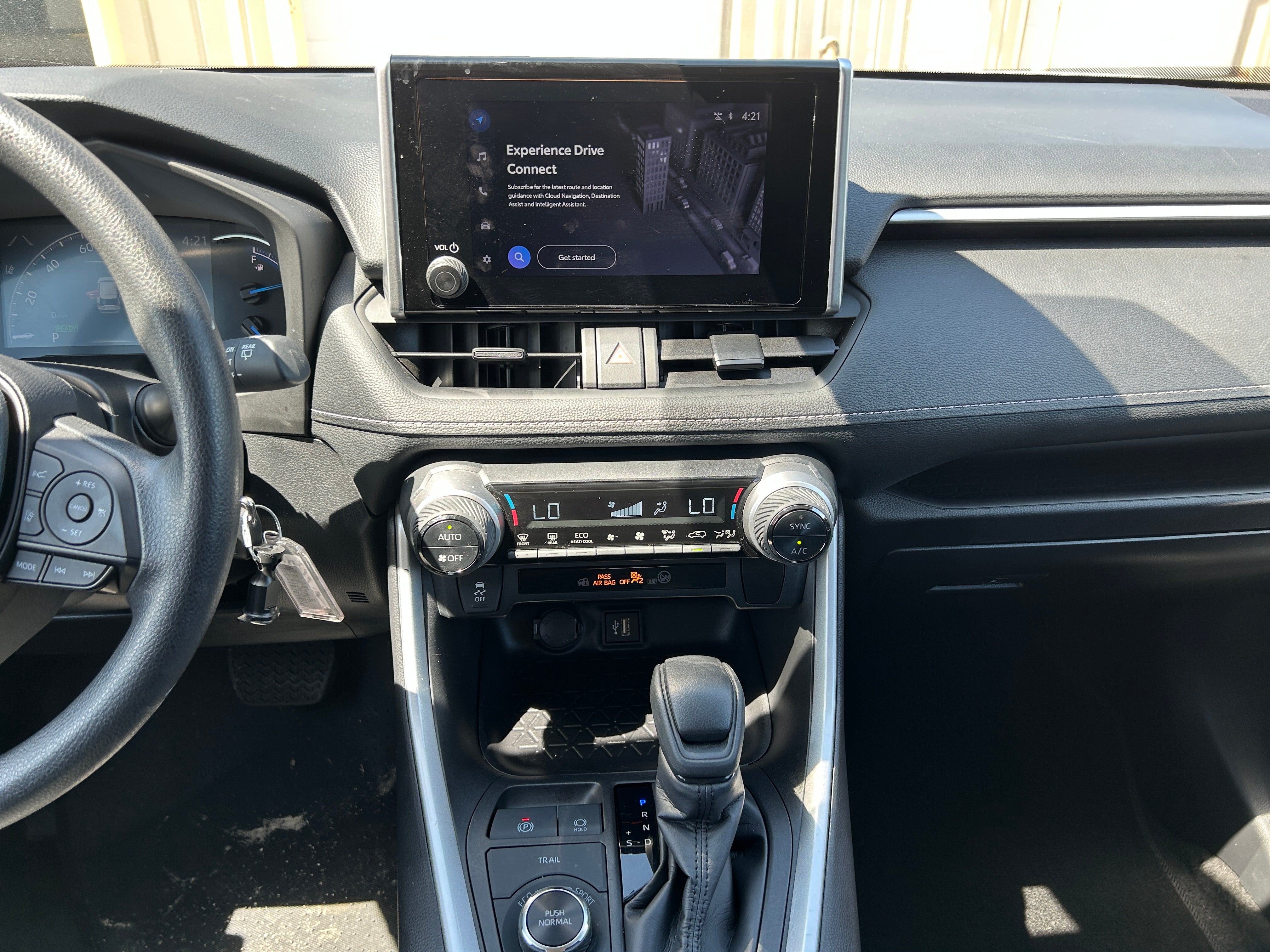 2024 Toyota RAV4 LE 4