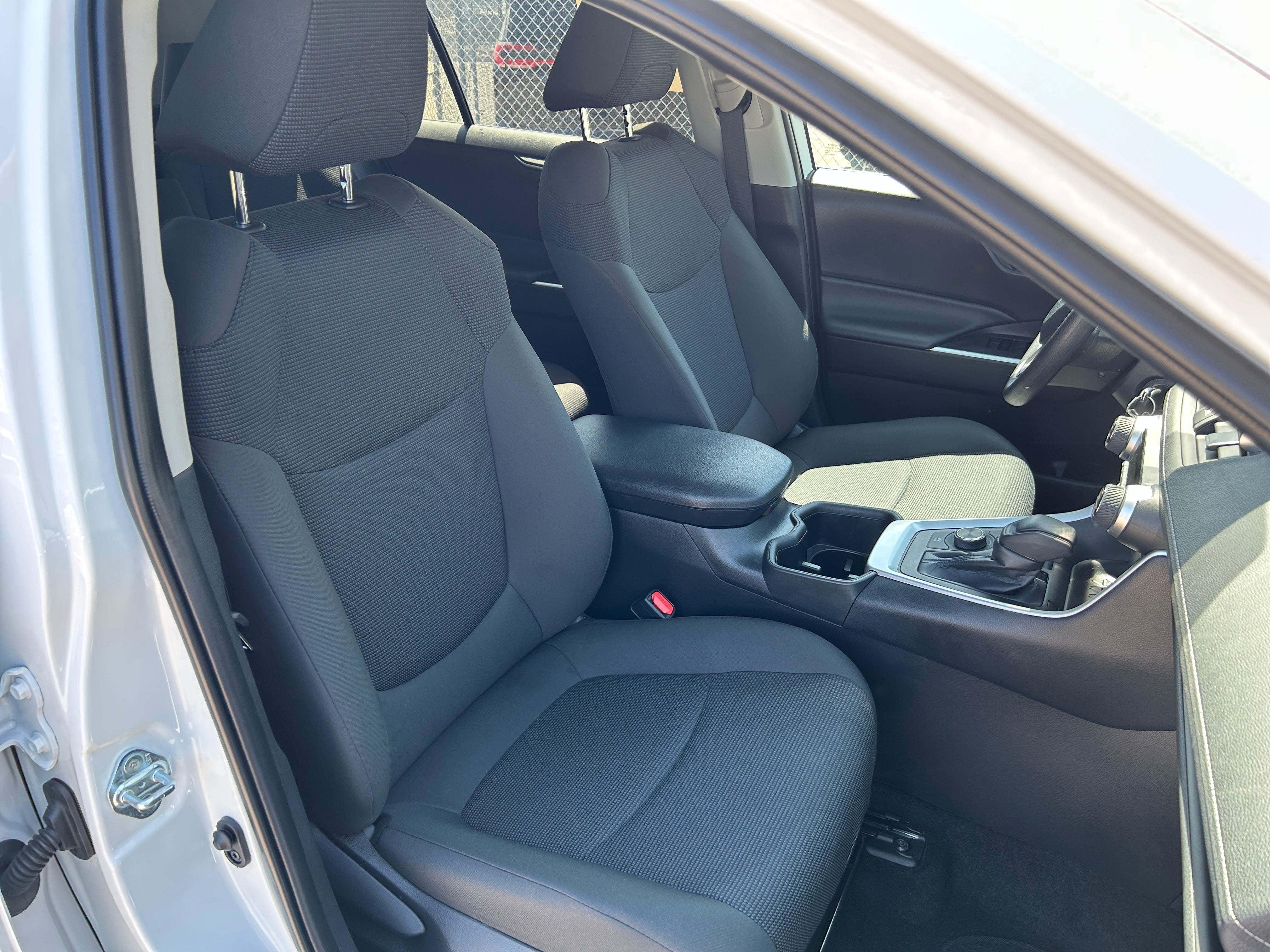 2024 Toyota RAV4 LE 2