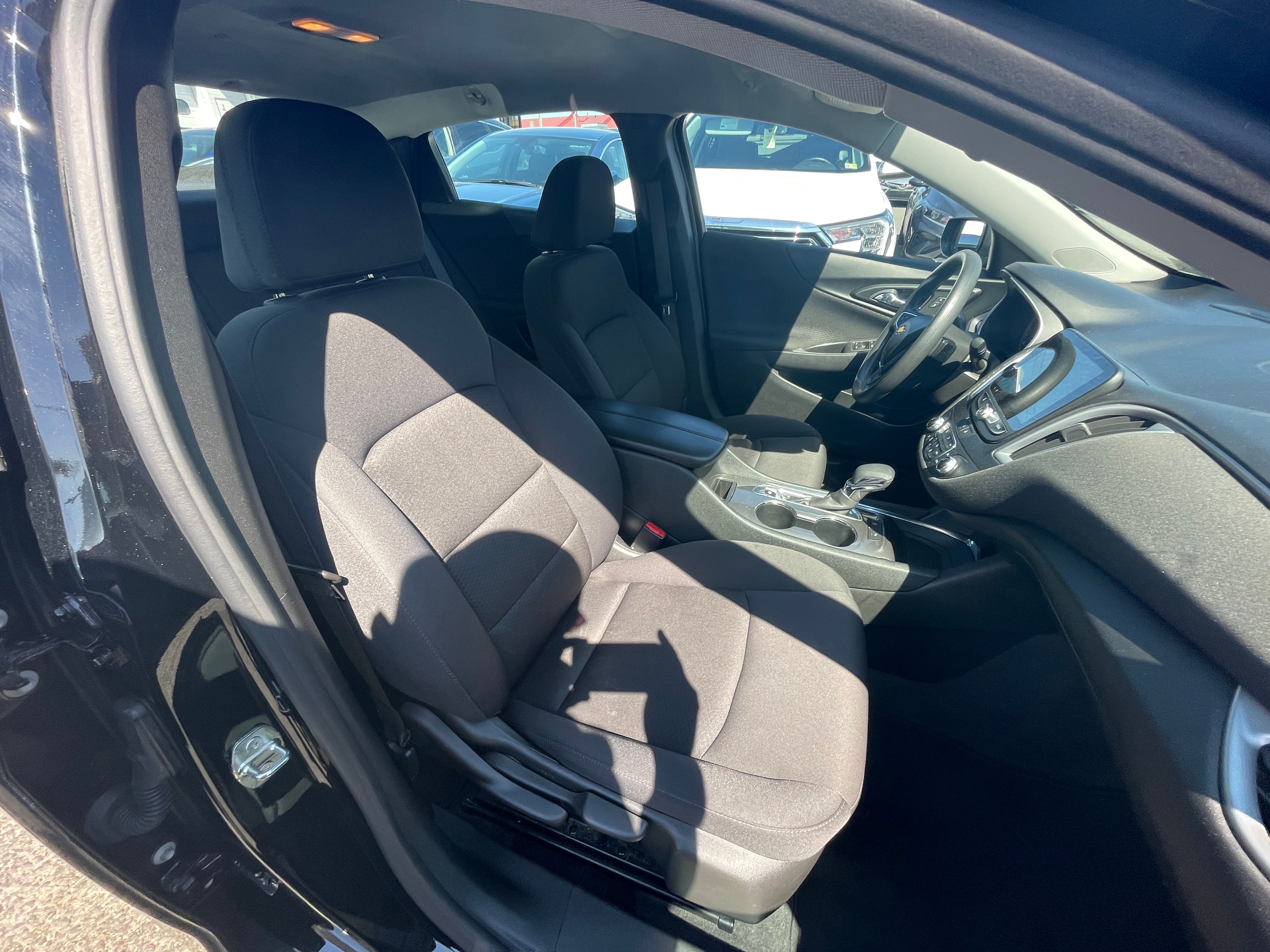 2023 Chevrolet Malibu LT 2