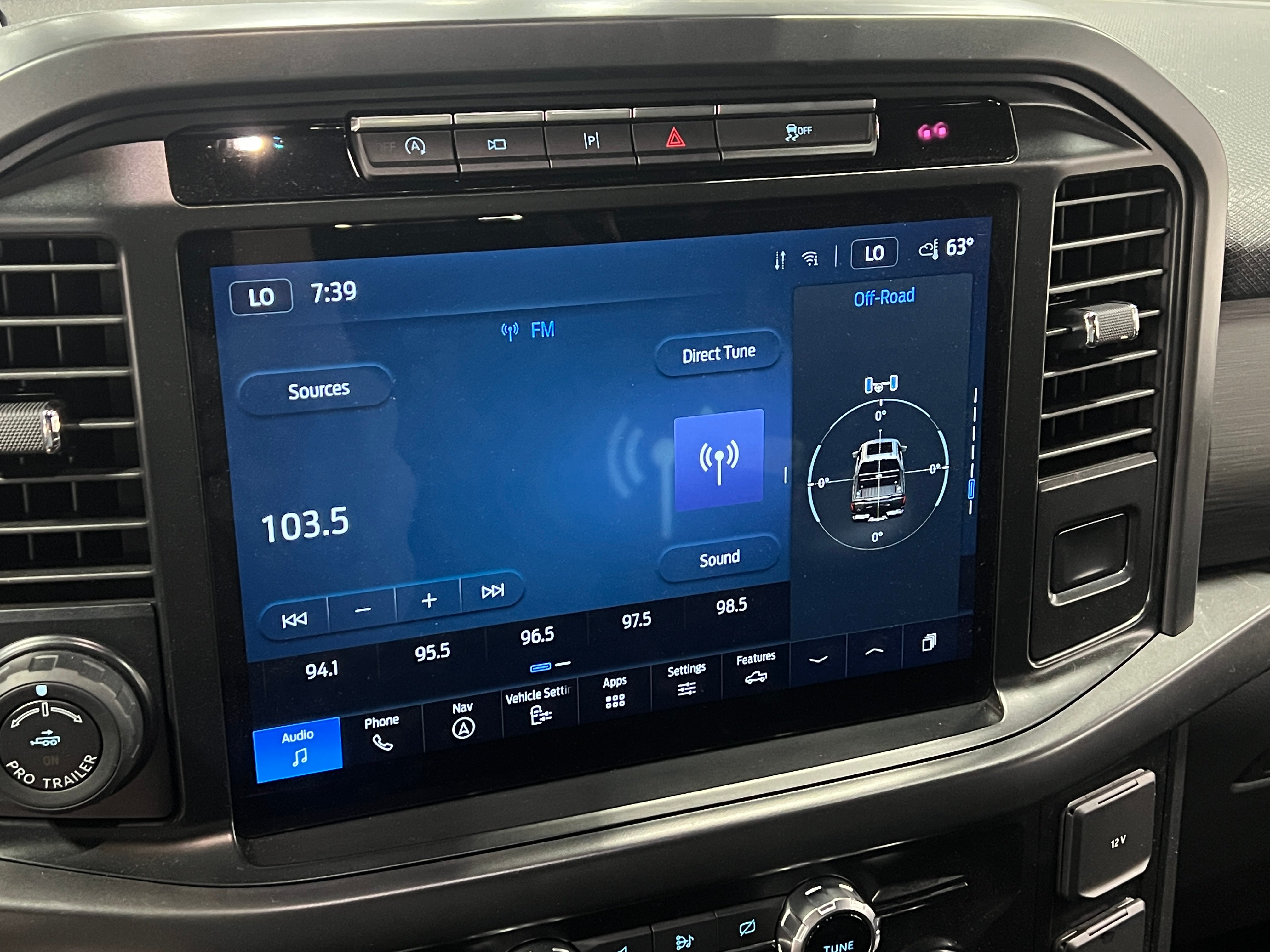 2024 Ford Econoline E-150 4