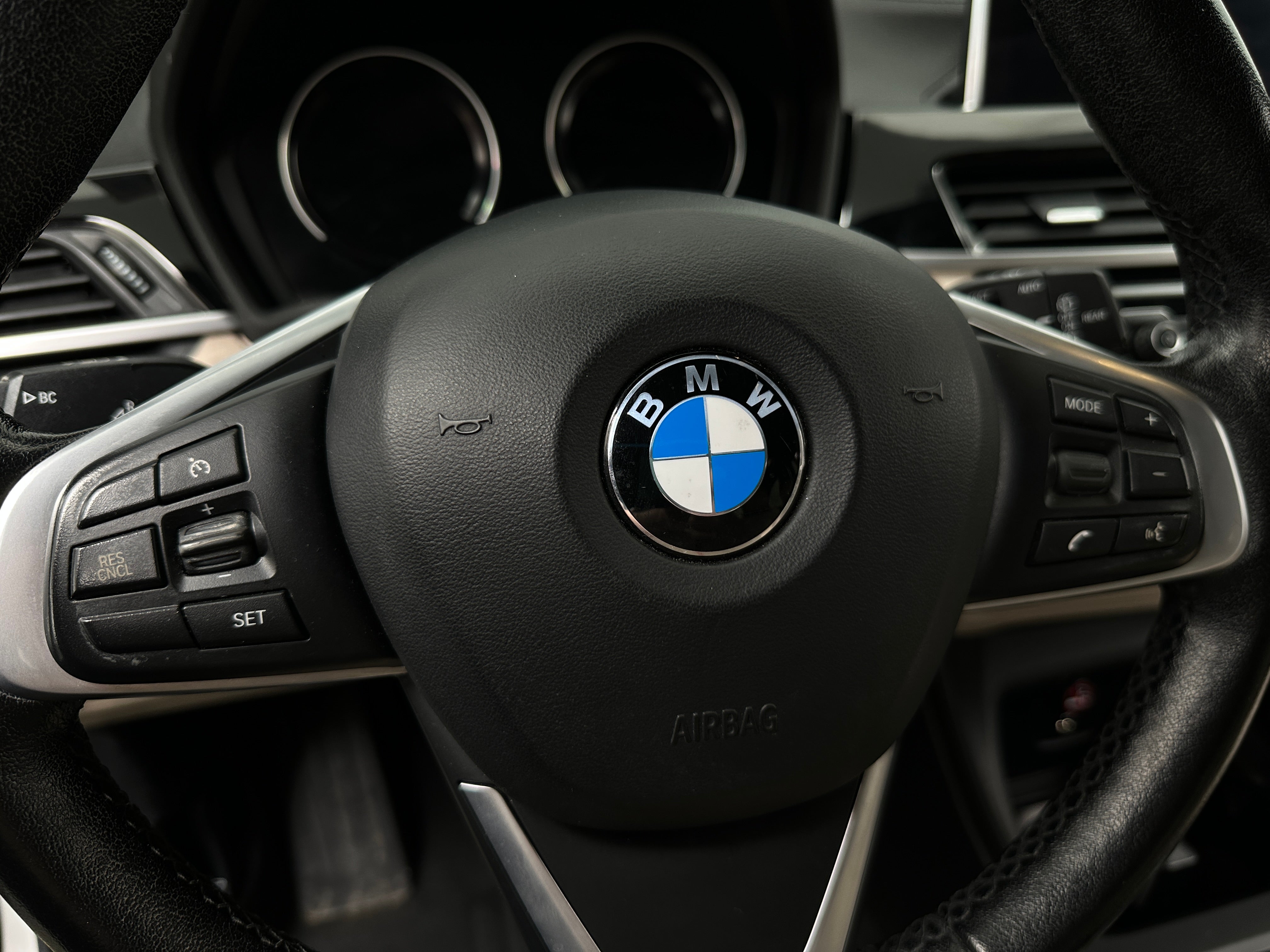 2021 BMW X1 xDrive28i 4