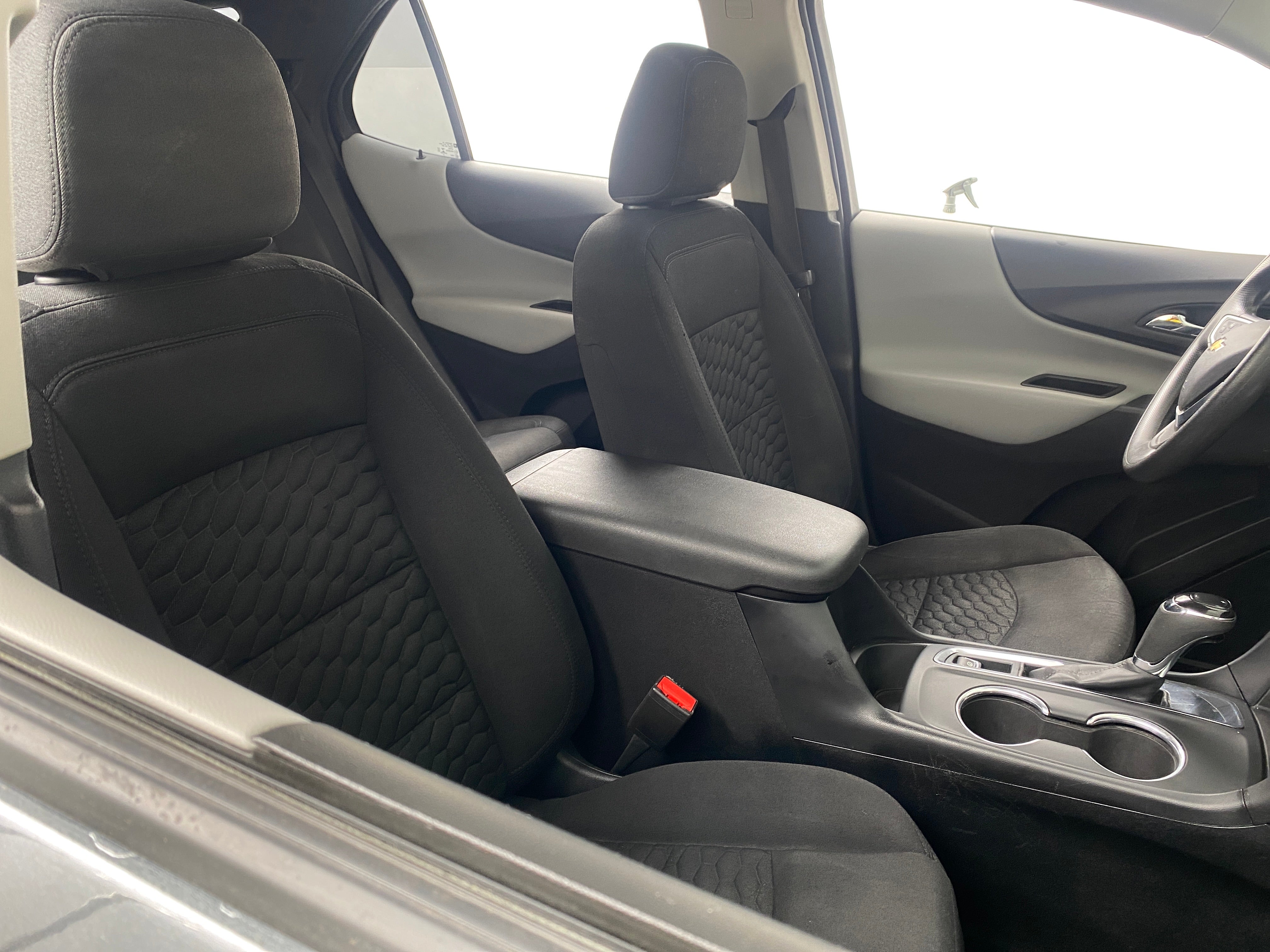2019 Chevrolet Equinox LS 2