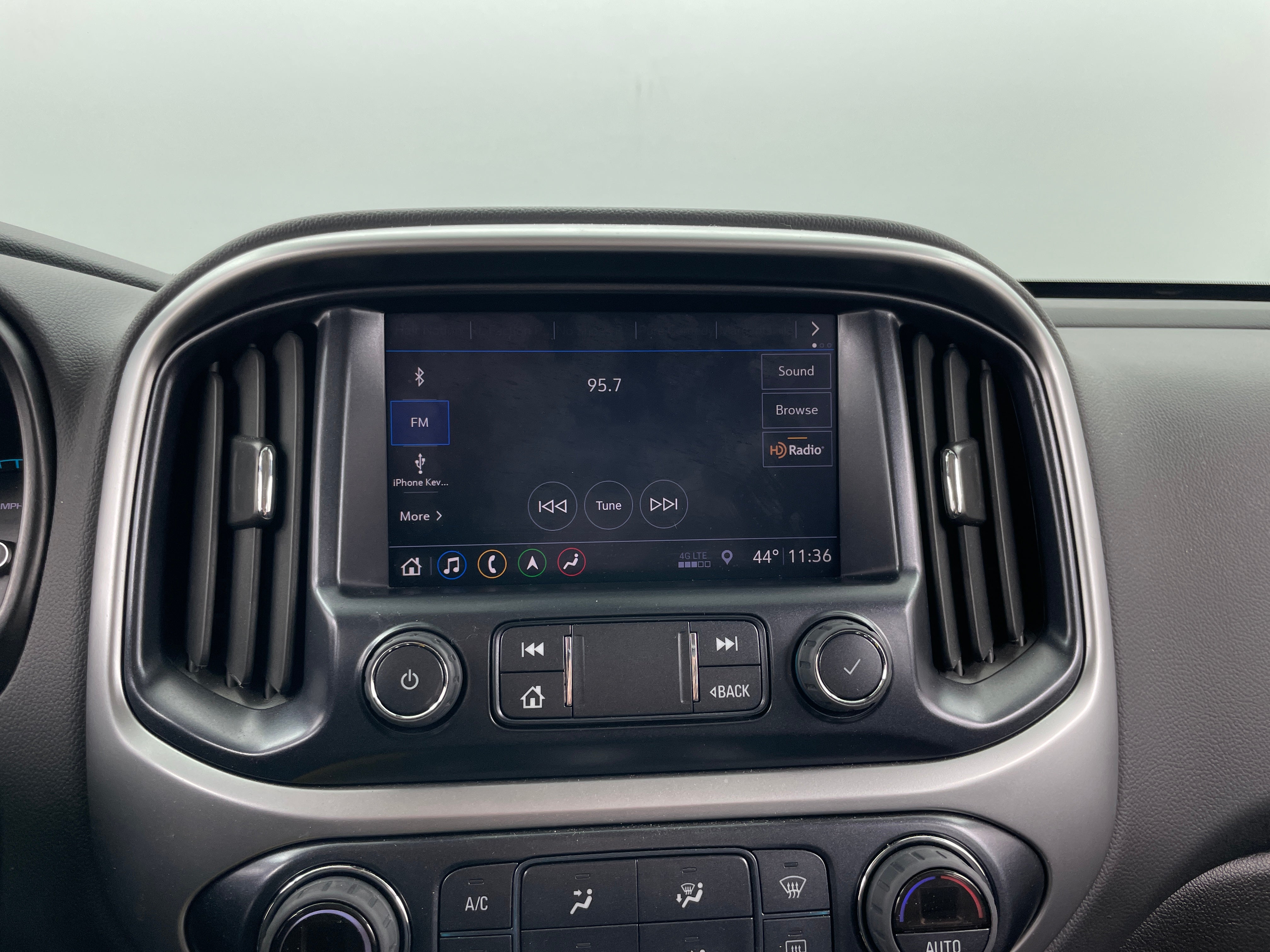 2022 Chevrolet Colorado ZR2 3